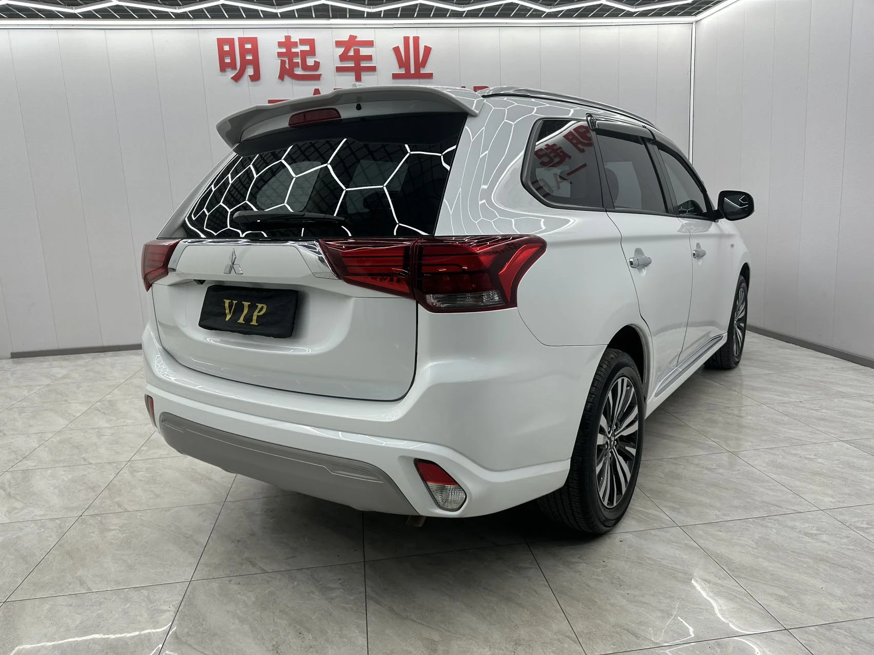 Mitsubishi Outlander - миниатюра 4