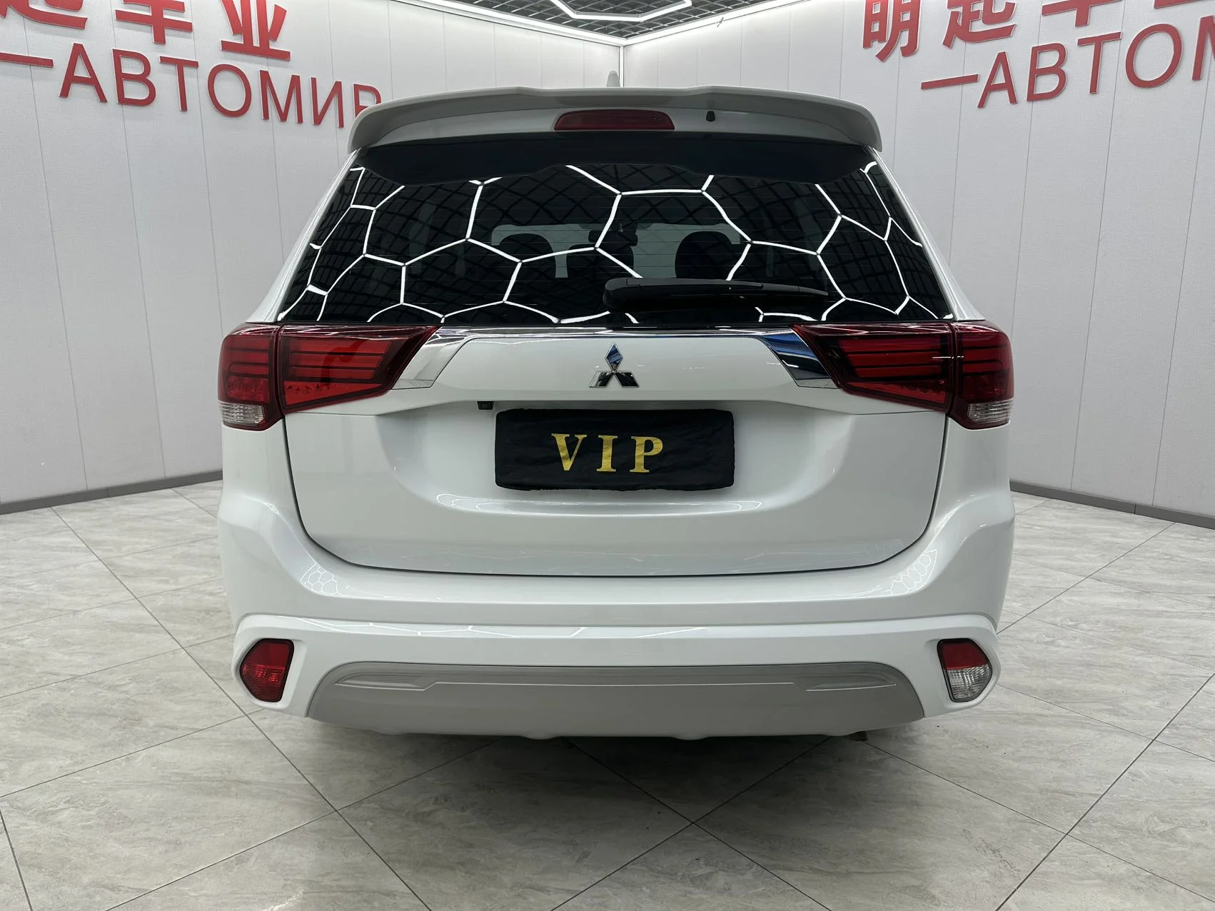 Mitsubishi Outlander - миниатюра 5