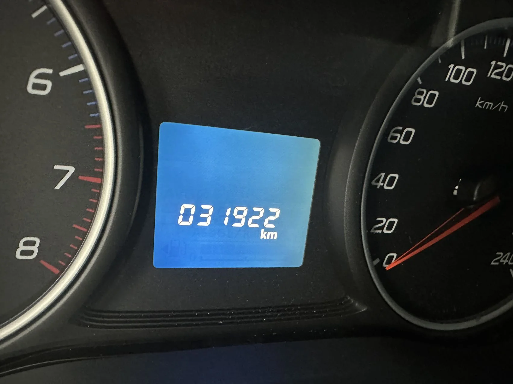 Mitsubishi Outlander - миниатюра 12