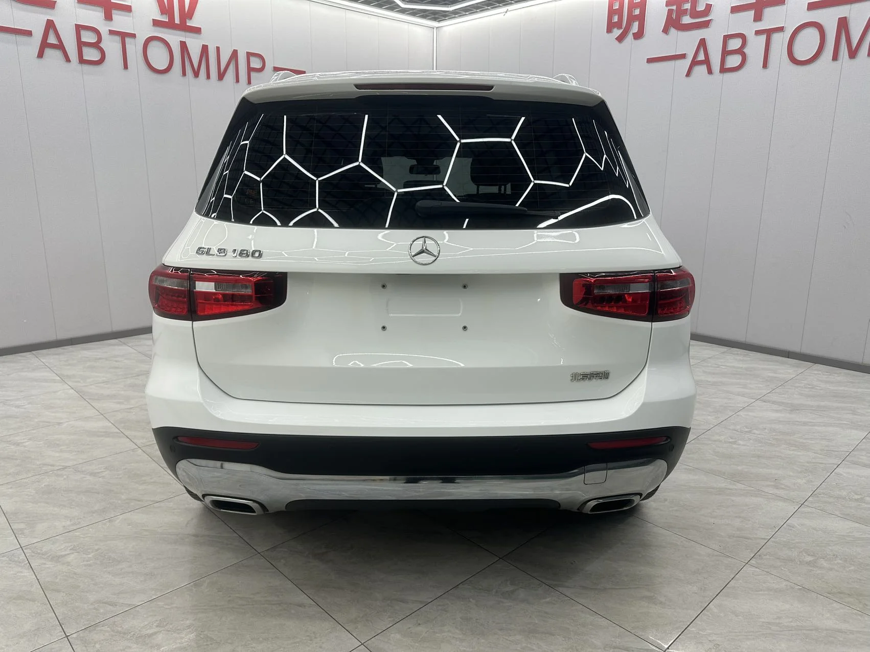 Mercedes-Benz GLB180 - миниатюра 5