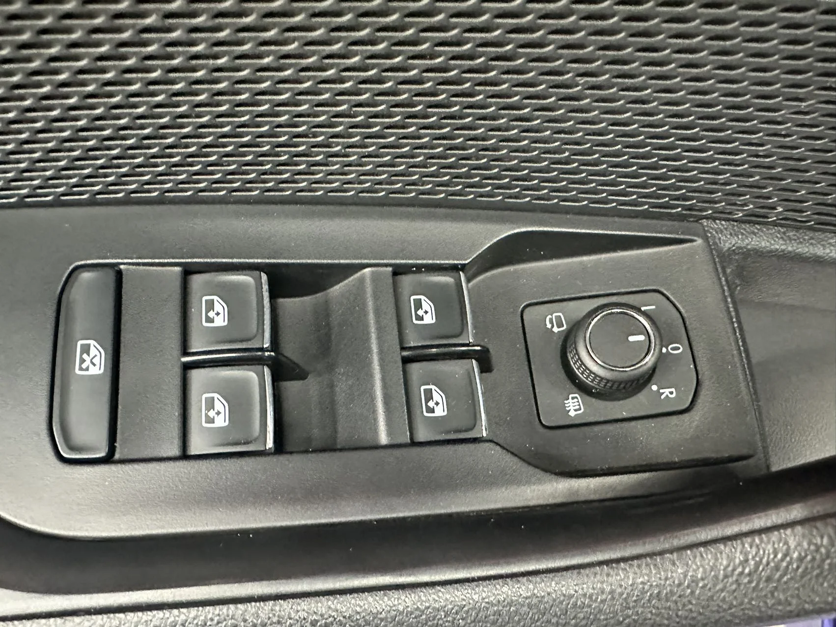 Skoda Octavia Pro - миниатюра 14