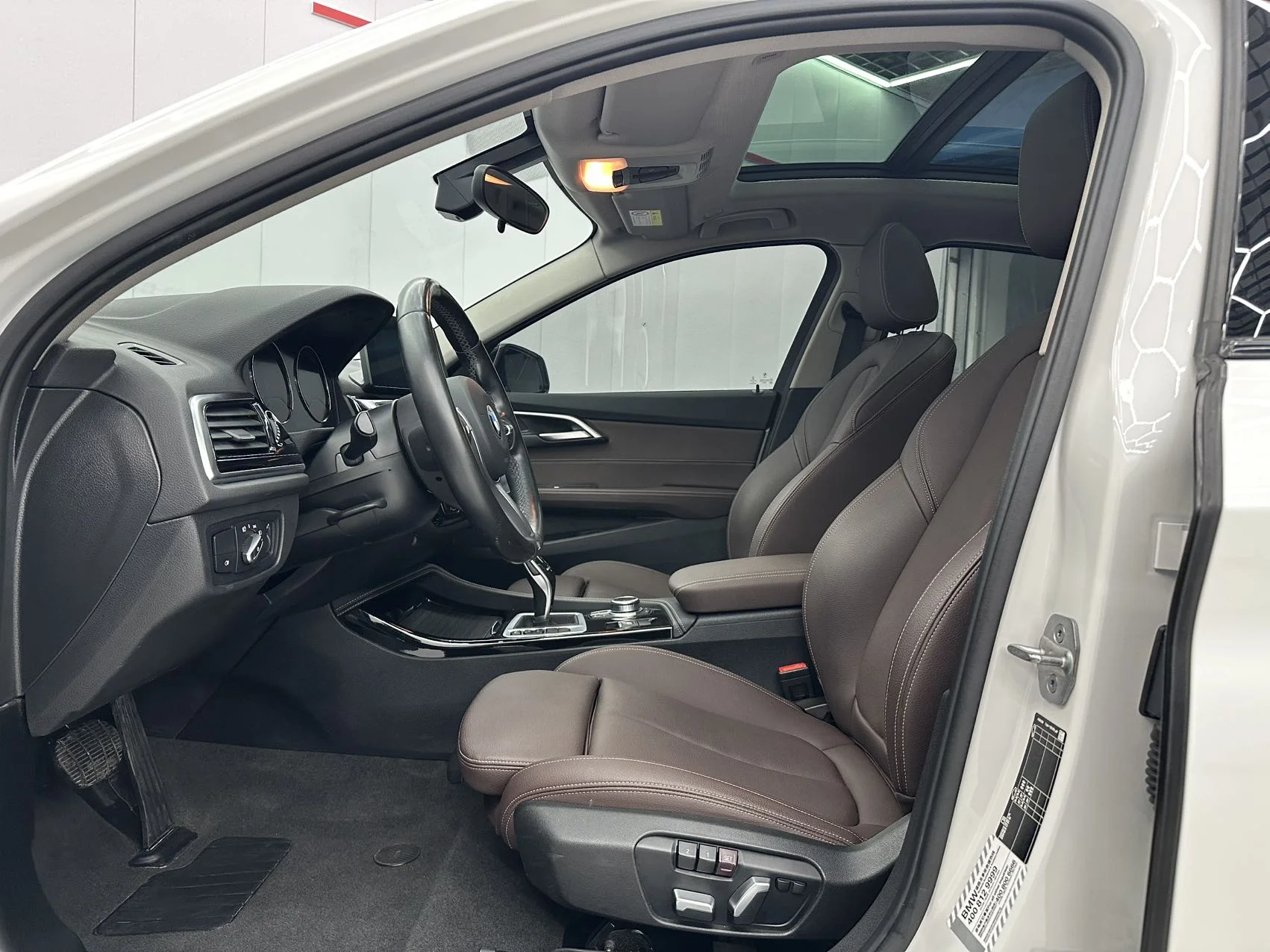 BMW 1-series 120i - миниатюра 7