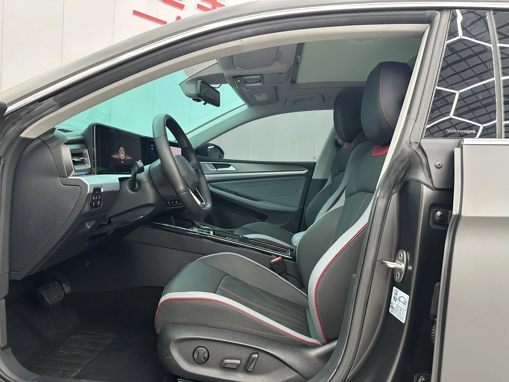 Volkswagen Lamando L - миниатюра 7