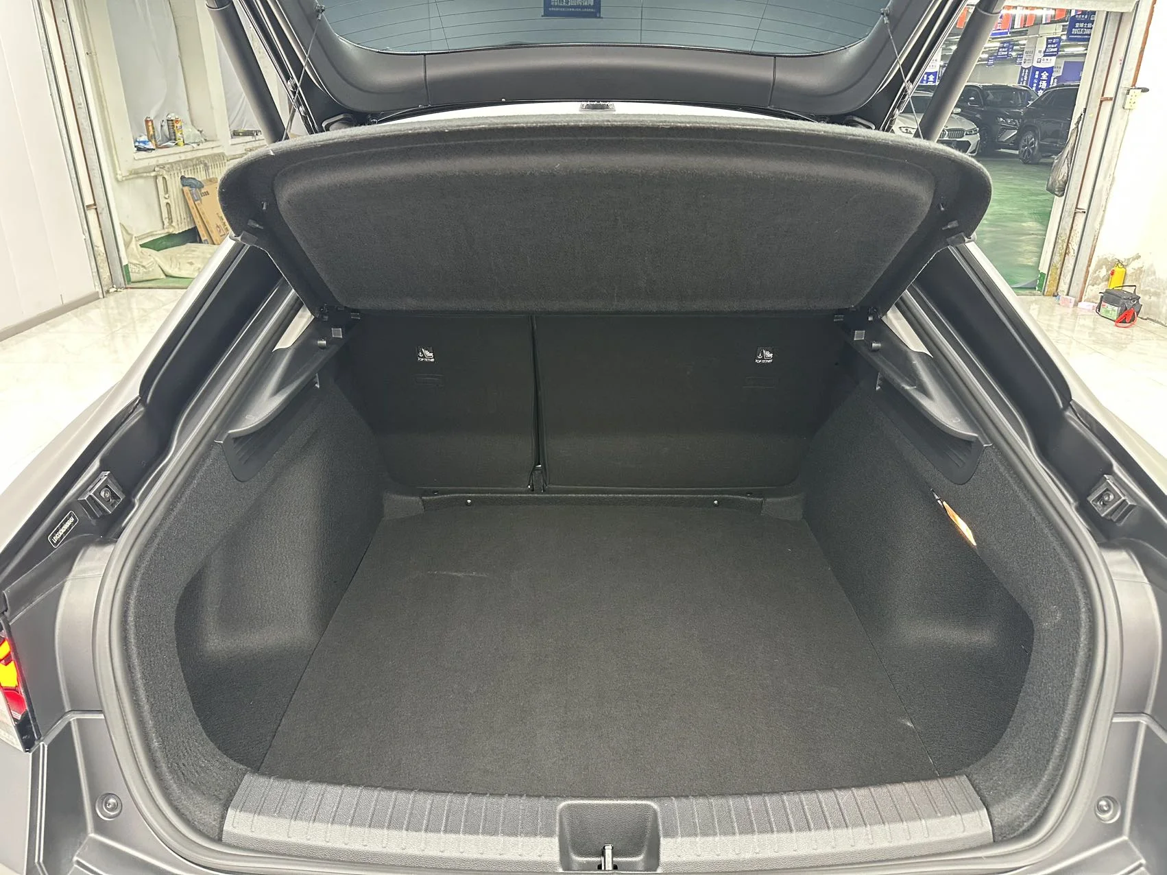 Volkswagen Lamando L - миниатюра 17
