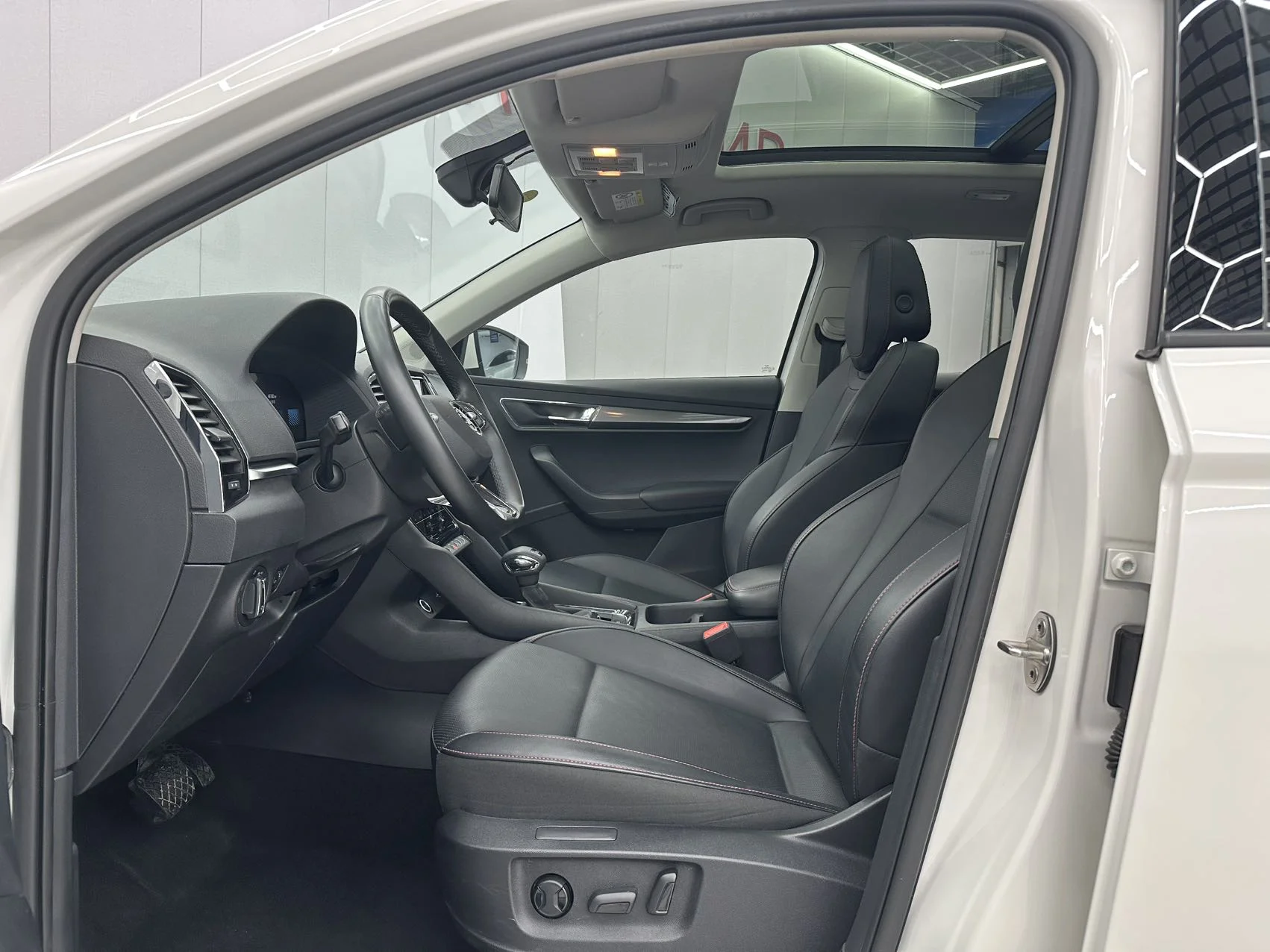 Skoda Karoq - миниатюра 7