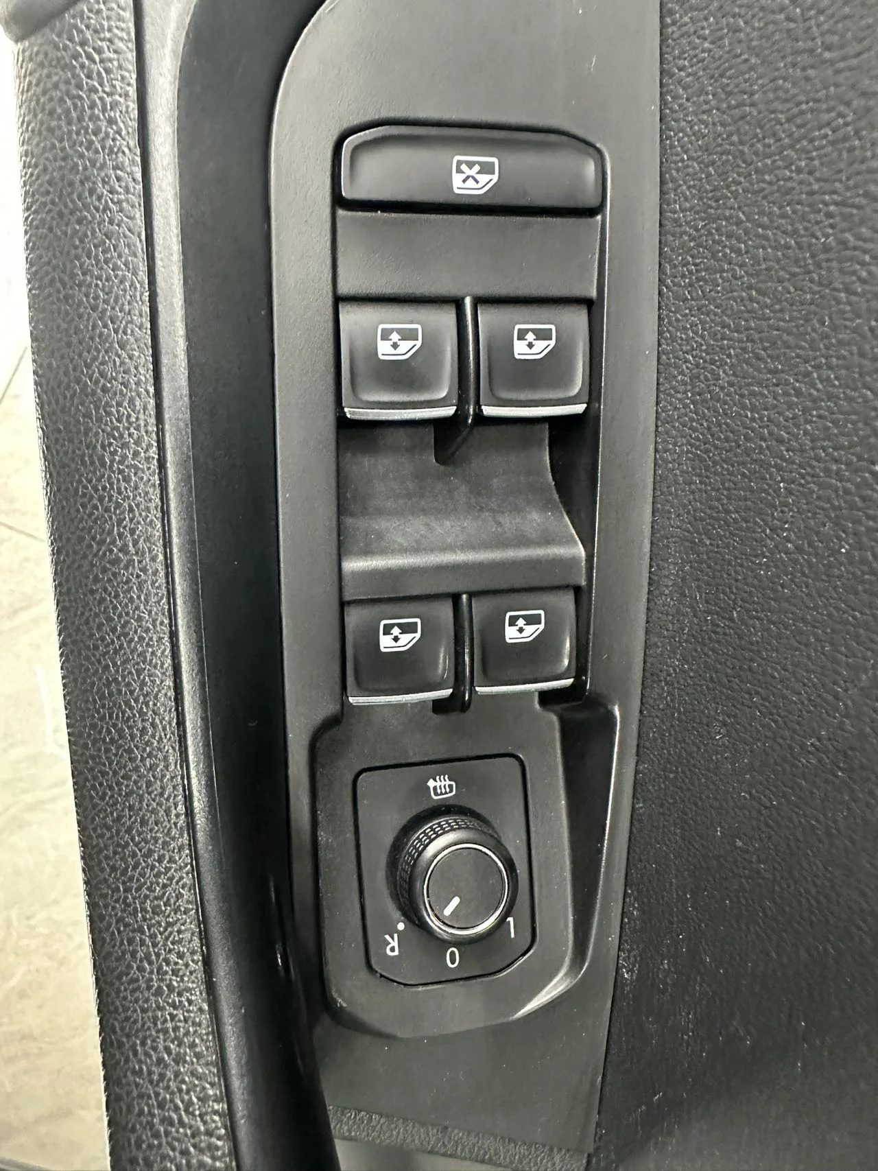 Skoda Karoq - миниатюра 14
