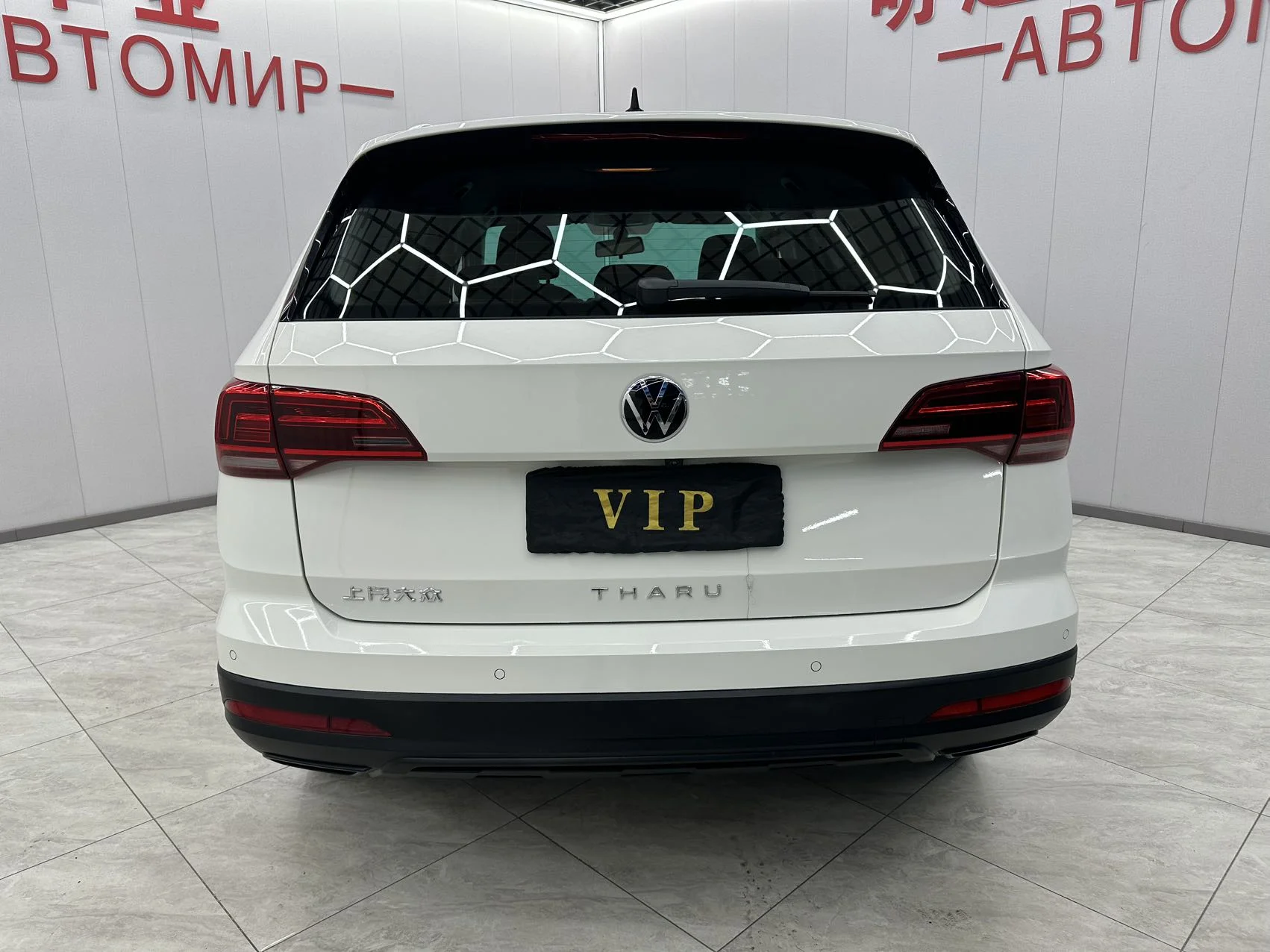 Volkswagen Tharu - миниатюра 5