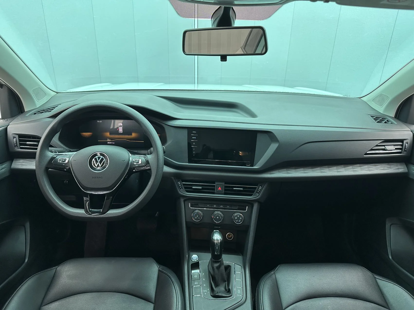 Volkswagen Tharu - миниатюра 9