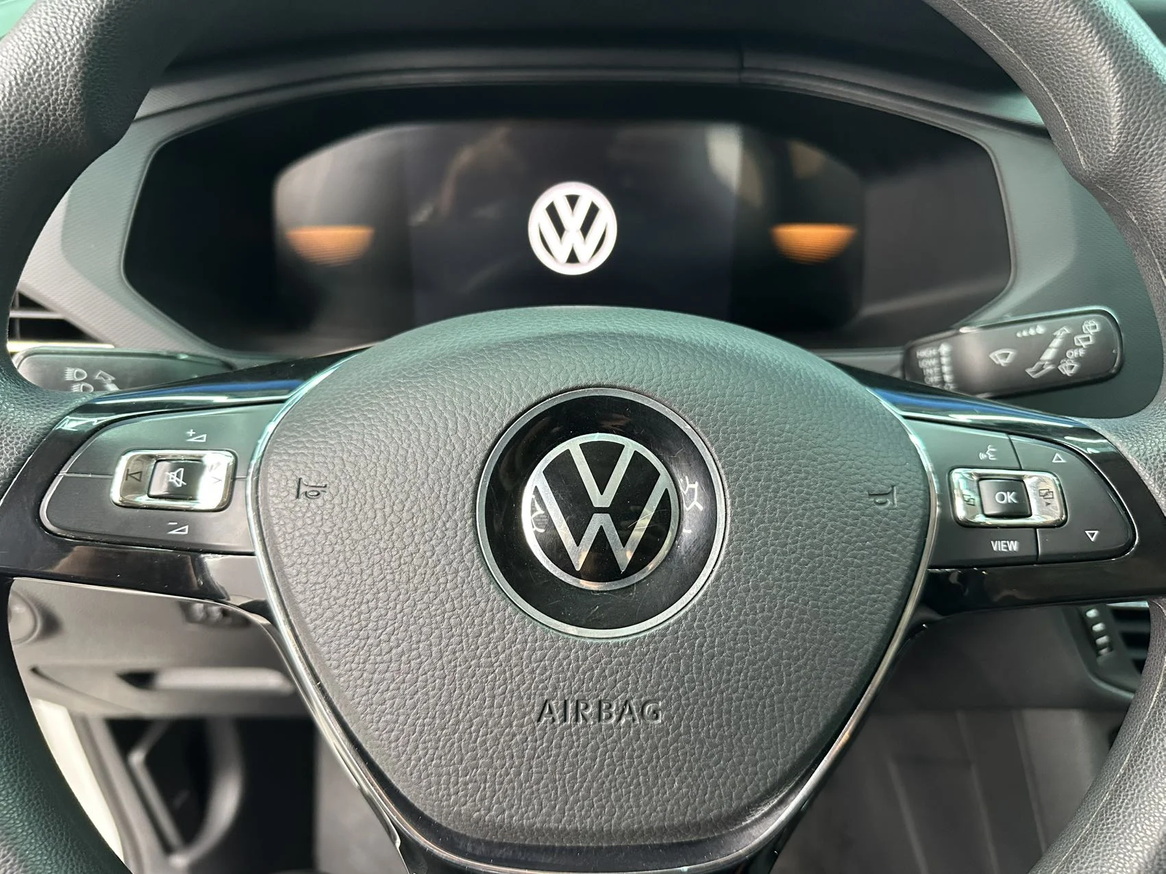 Volkswagen Tharu - миниатюра 12