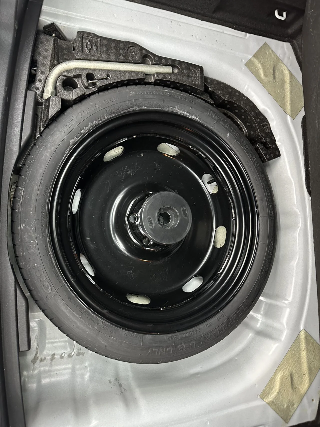 Volkswagen Tharu - миниатюра 17