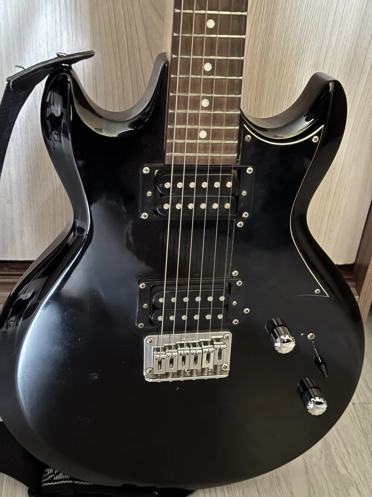 Электрогитара IBANEZ GAX 30 - миниатюра 2
