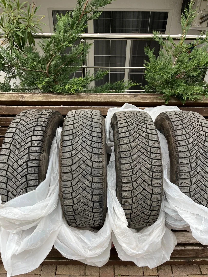 Зимние шины Pirelli Ice Zero FR 195/65 R15 95T