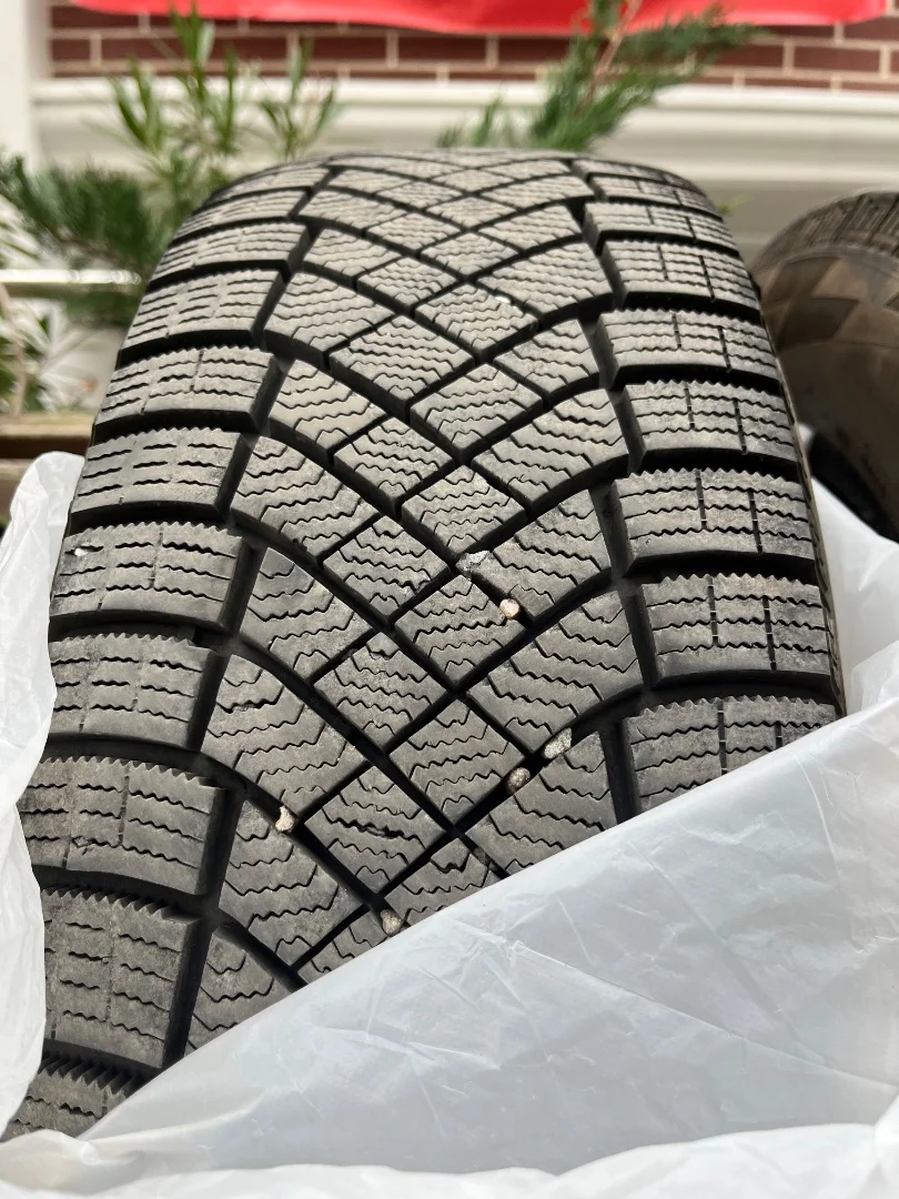 Зимние шины Pirelli Ice Zero FR 195/65 R15 95T - миниатюра 2
