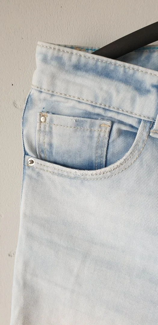 Джинсы женские рваные голубые Stradivarius 42-44 - миниатюра 6