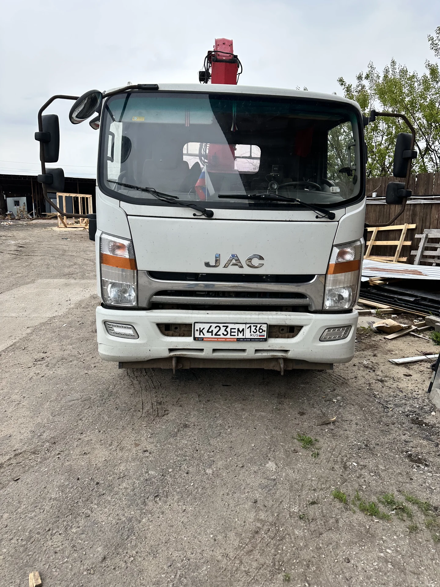 Кран-манипулятор JAC N120 (бортовой грузовик) - изображение 1