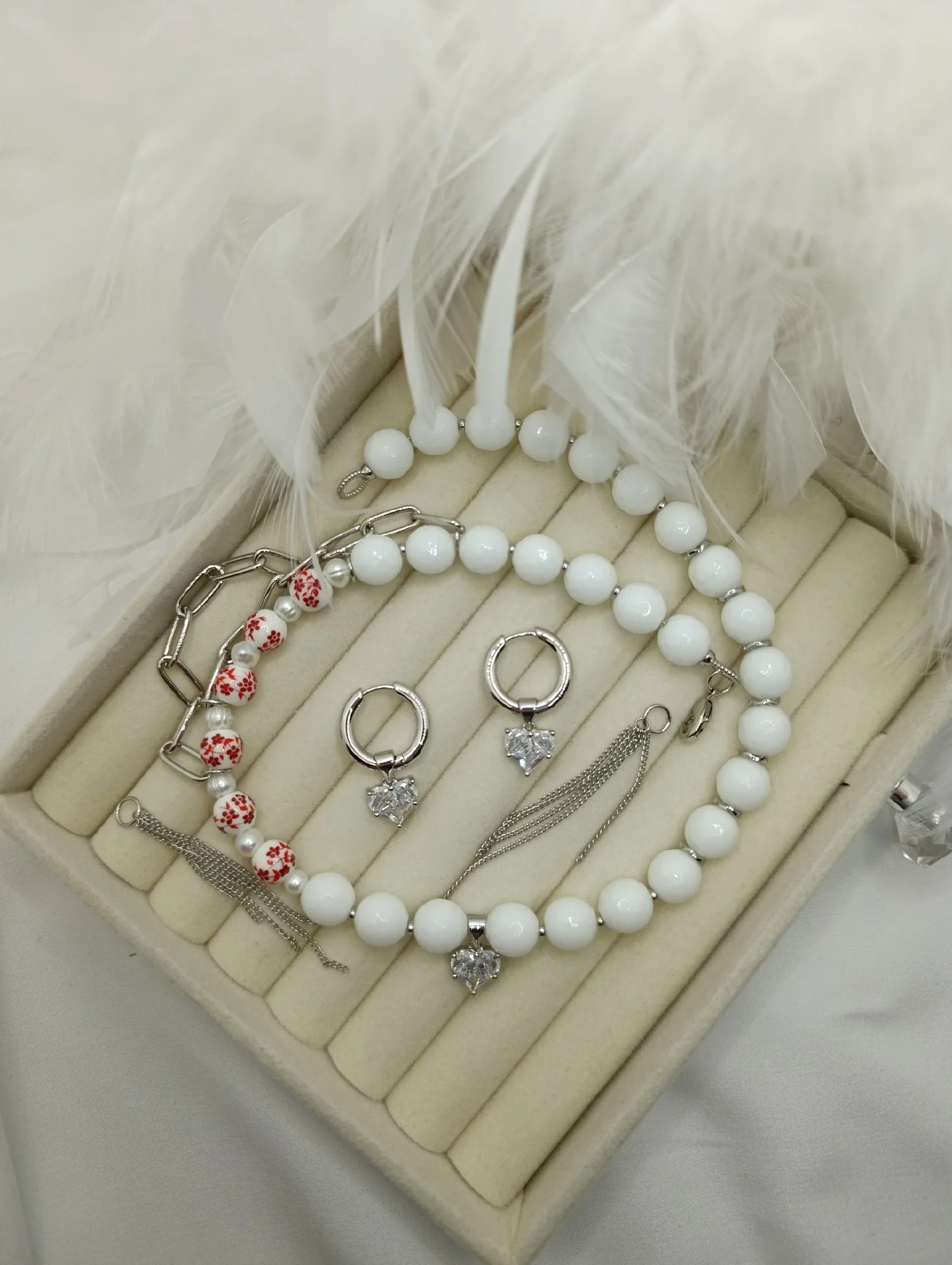 Колье и серьги - изображение 1