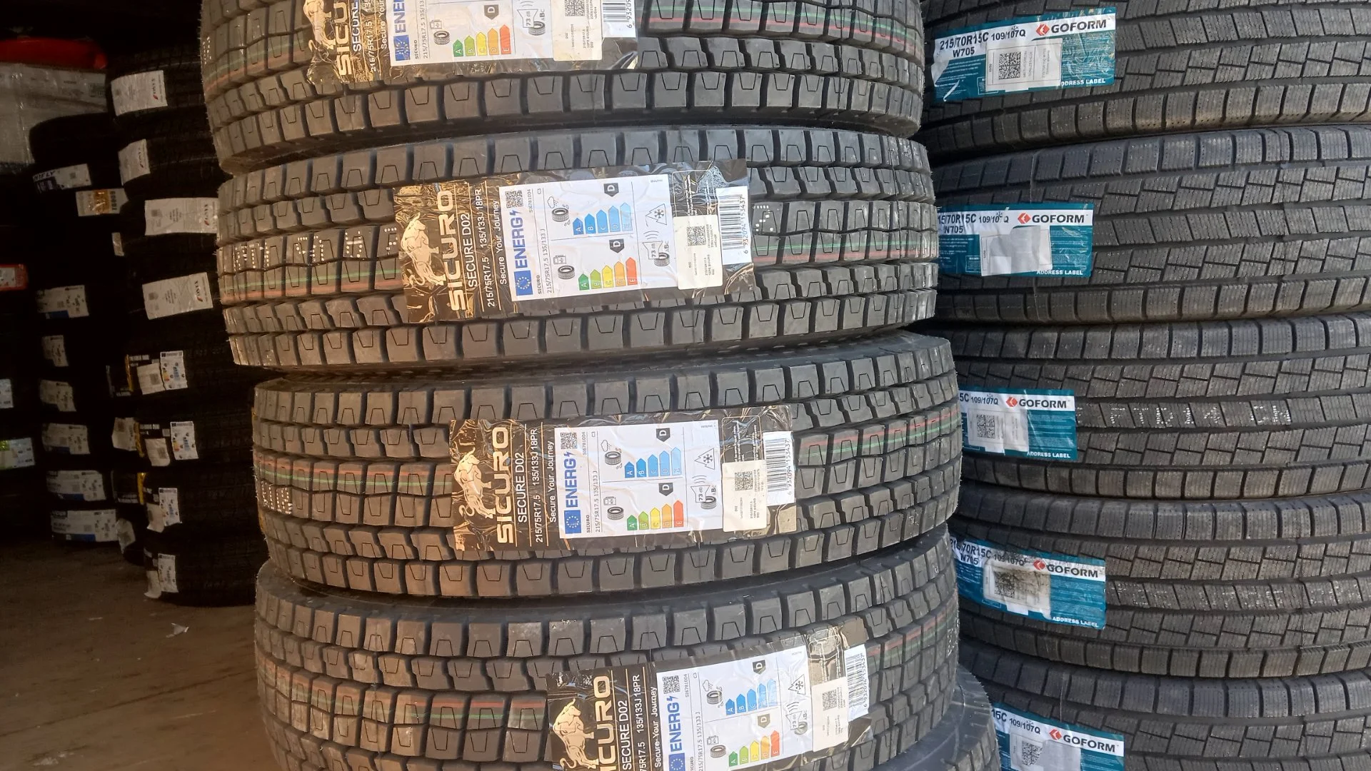 215/75 R17,5 новые Китай - изображение 1