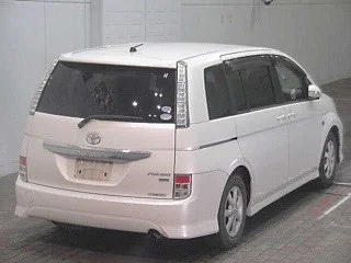 Toyota isis - миниатюра 3