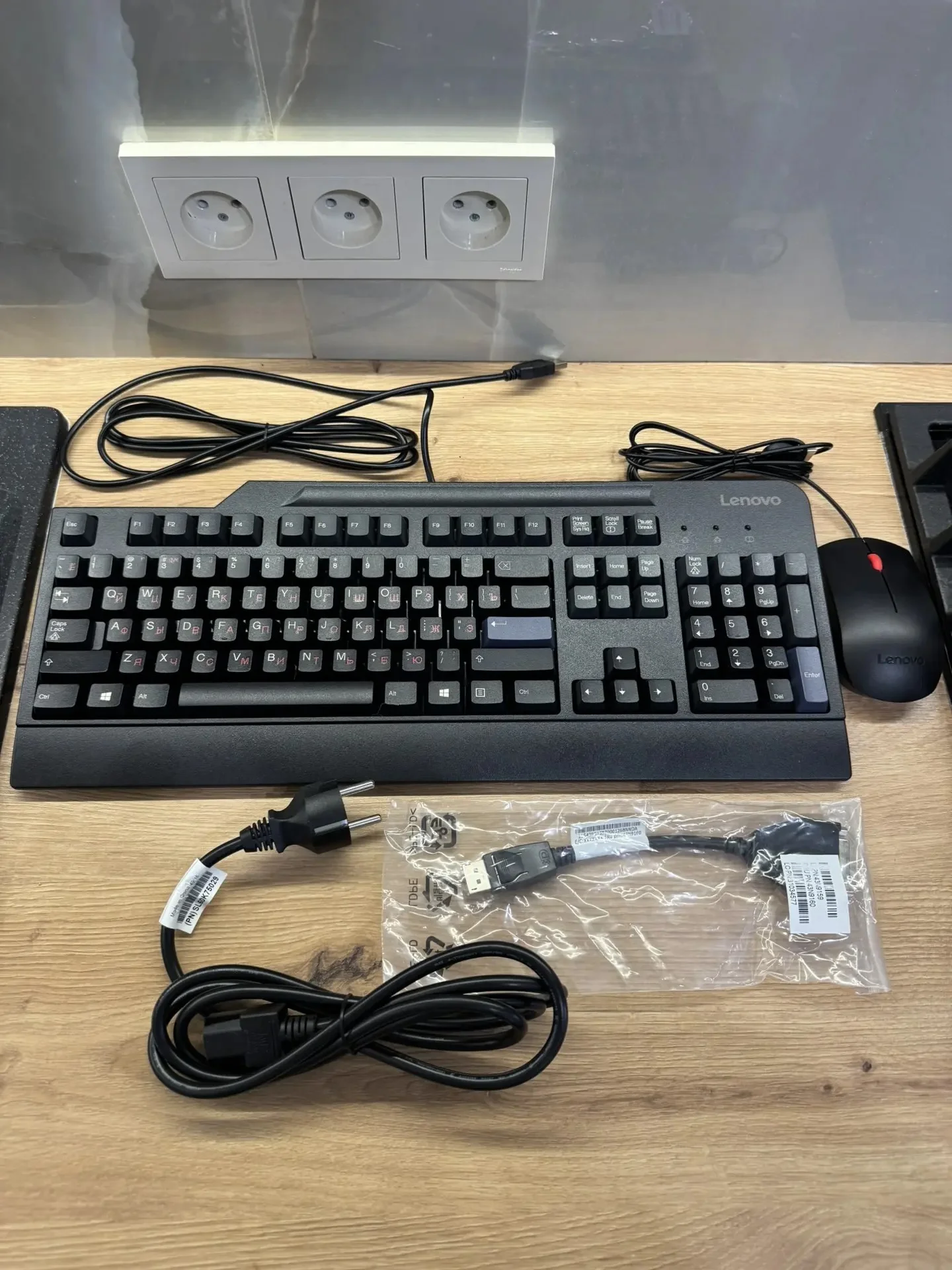 Lenovo ThinkCentre m79 - миниатюра 5