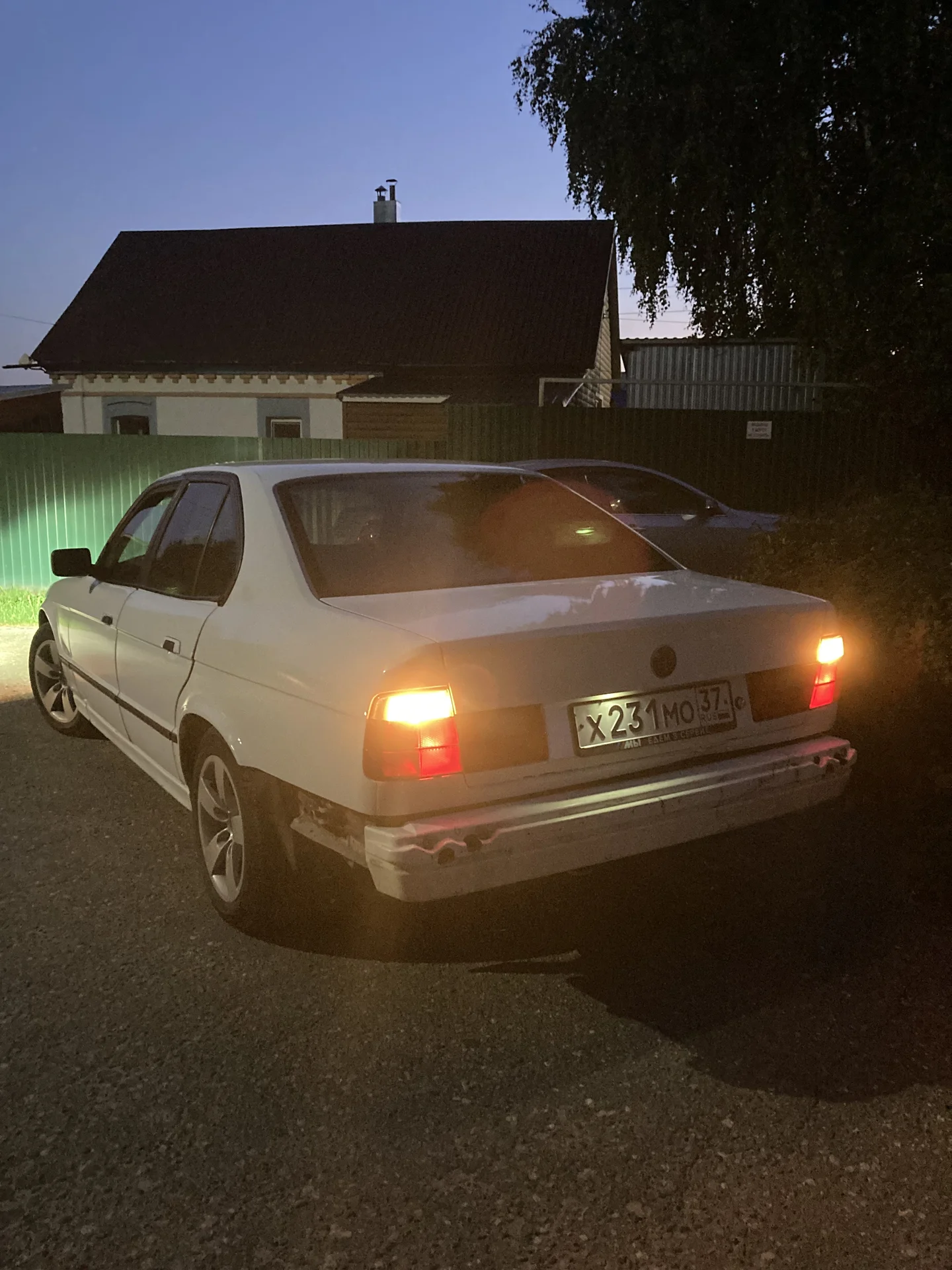 BMW 520i e34 - миниатюра 2