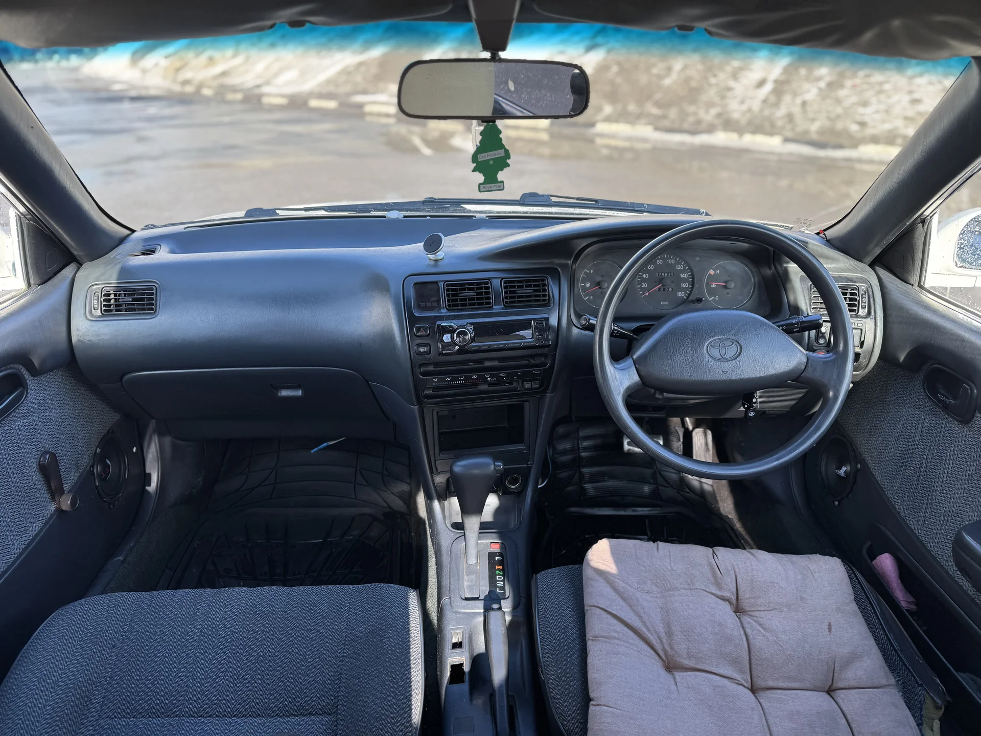 Продам Toyota Corolla E100 - миниатюра 16