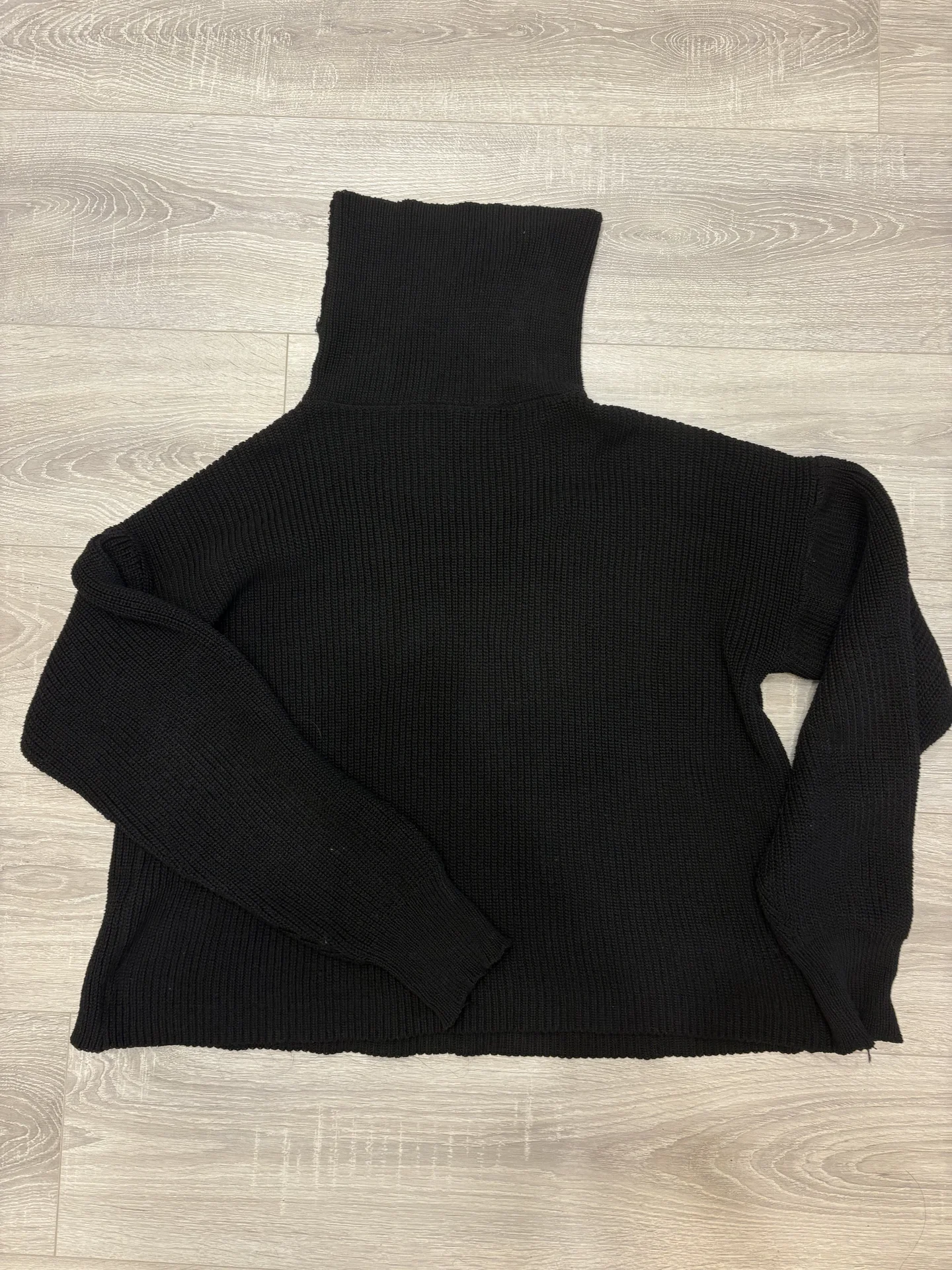 Комплект трикотажный юбка миди и свитер - миниатюра 4