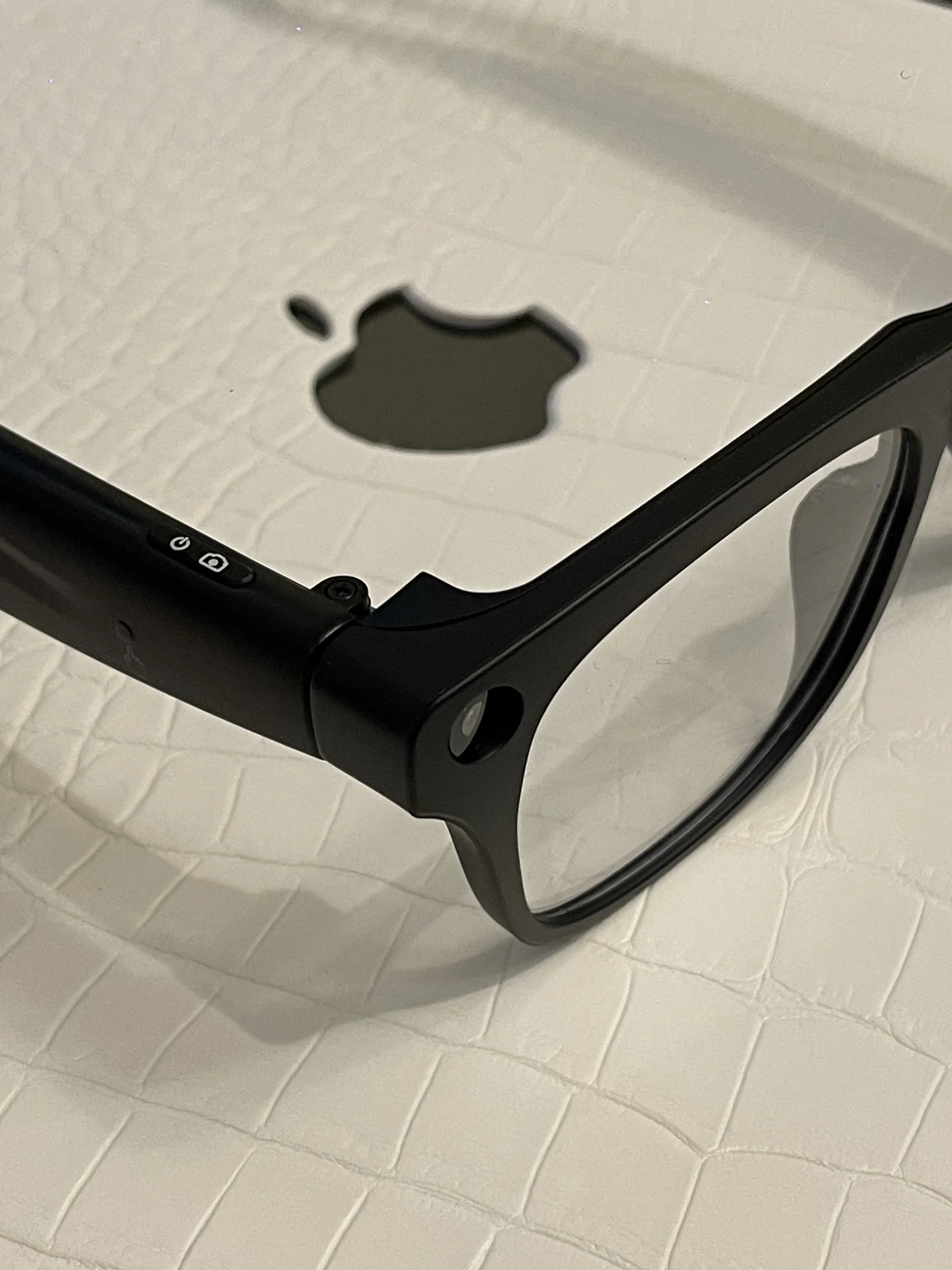 Умные очки Ray Ban с ии, переводчиком 139 языков - миниатюра 4