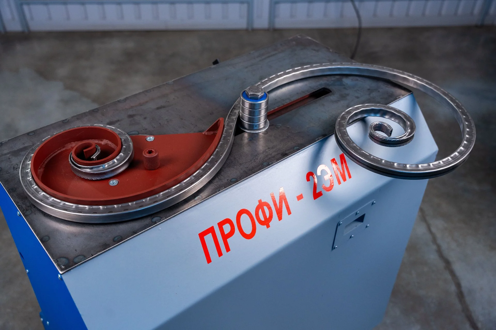 Профи-2ЭМ станок для художественной ковки - миниатюра 4