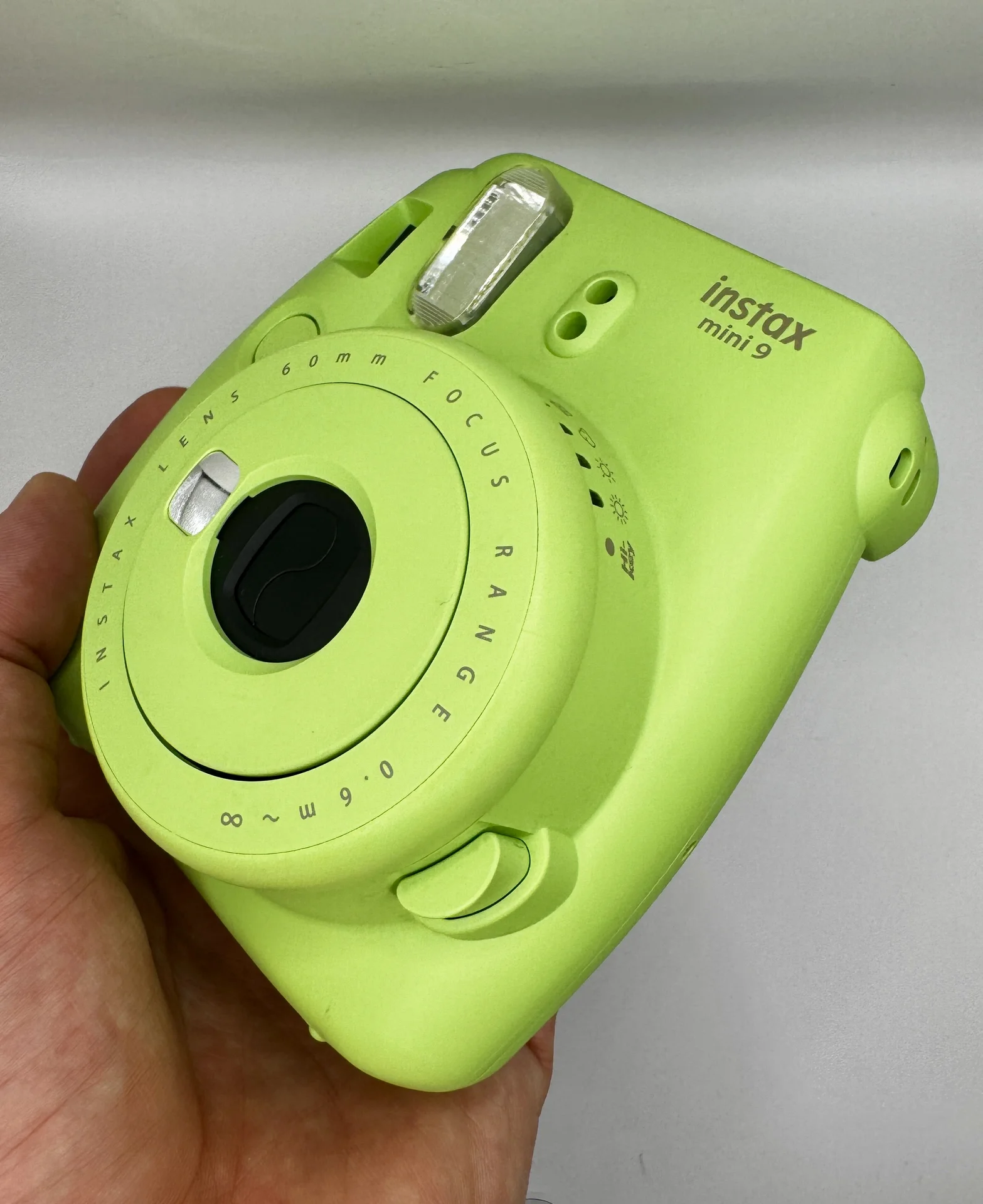 Instax mini 9 Green Пленочный фотоаппарат - миниатюра 7