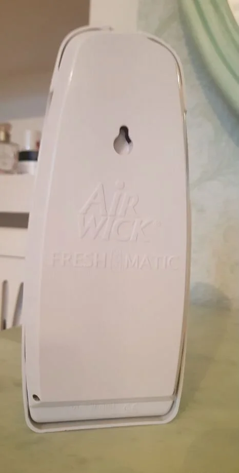 Автоматический распылитель AirWick - миниатюра 2