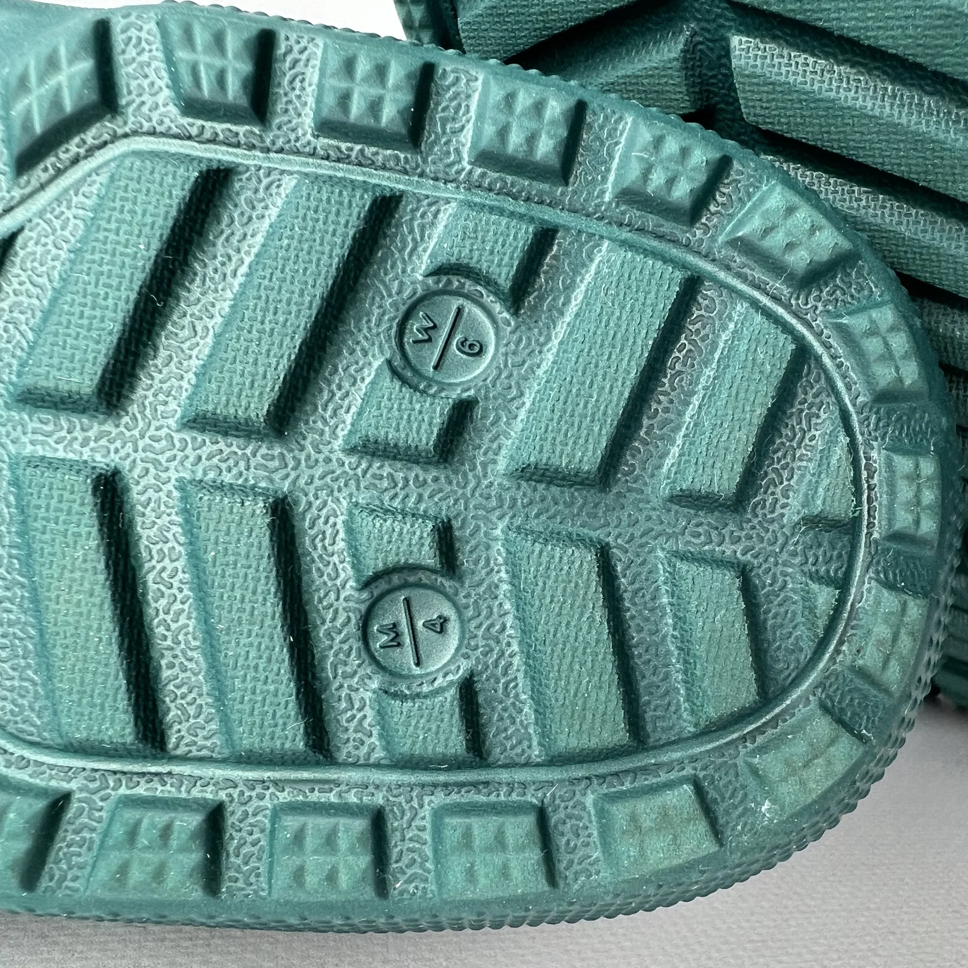 Новые Crocs 36 утепленные Оригинал сабо кроксы - миниатюра 5