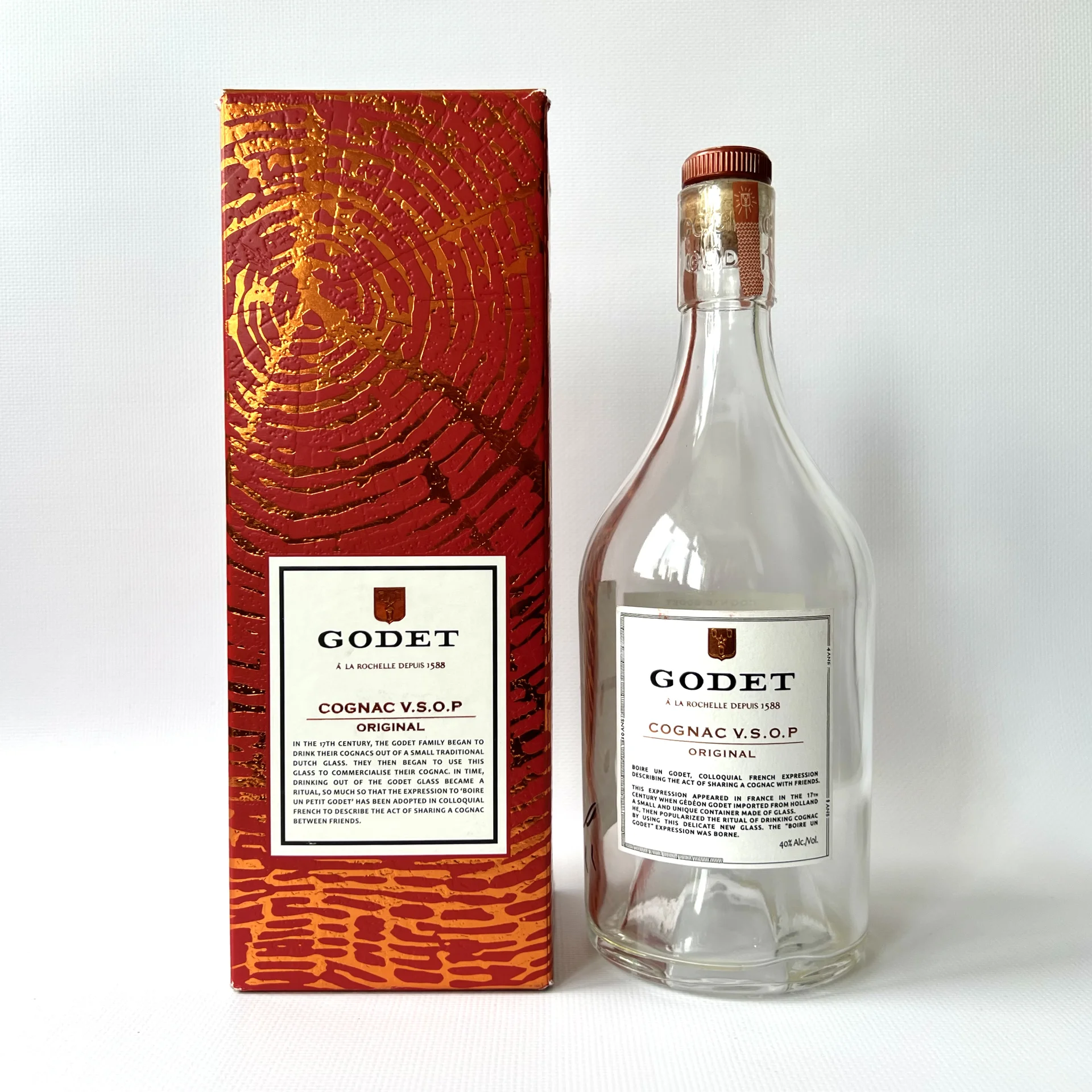 Бутылка Godet от французского коньяка пустая - миниатюра 2