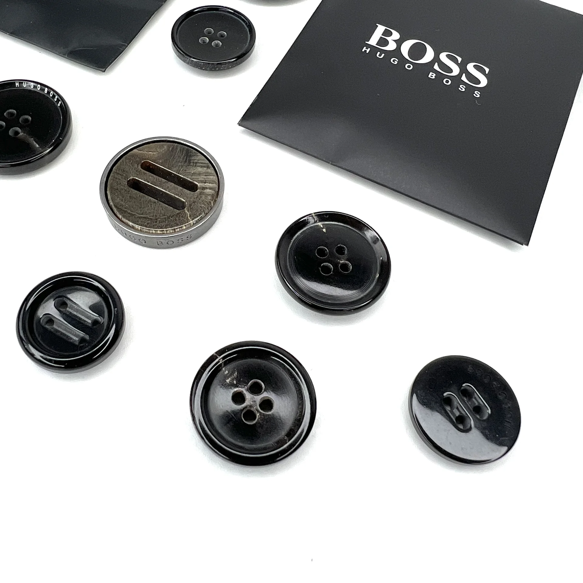 Пуговицы Hugo Boss Оригинал запасные рем комплект - миниатюра 3