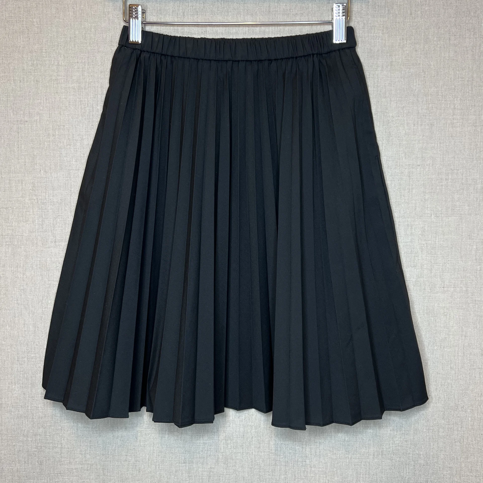 Юбка школьная Uniqlo 145-155 (11-12) гофре черная - миниатюра 3