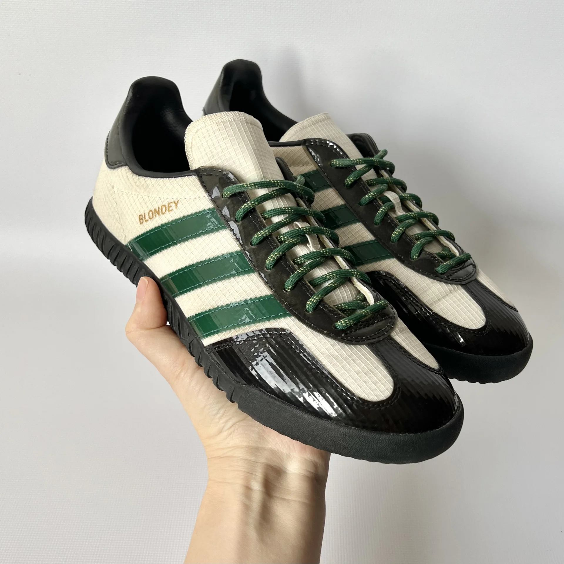 Кеды Adidas Gazella Blondey 38,5 оригинал - изображение 1