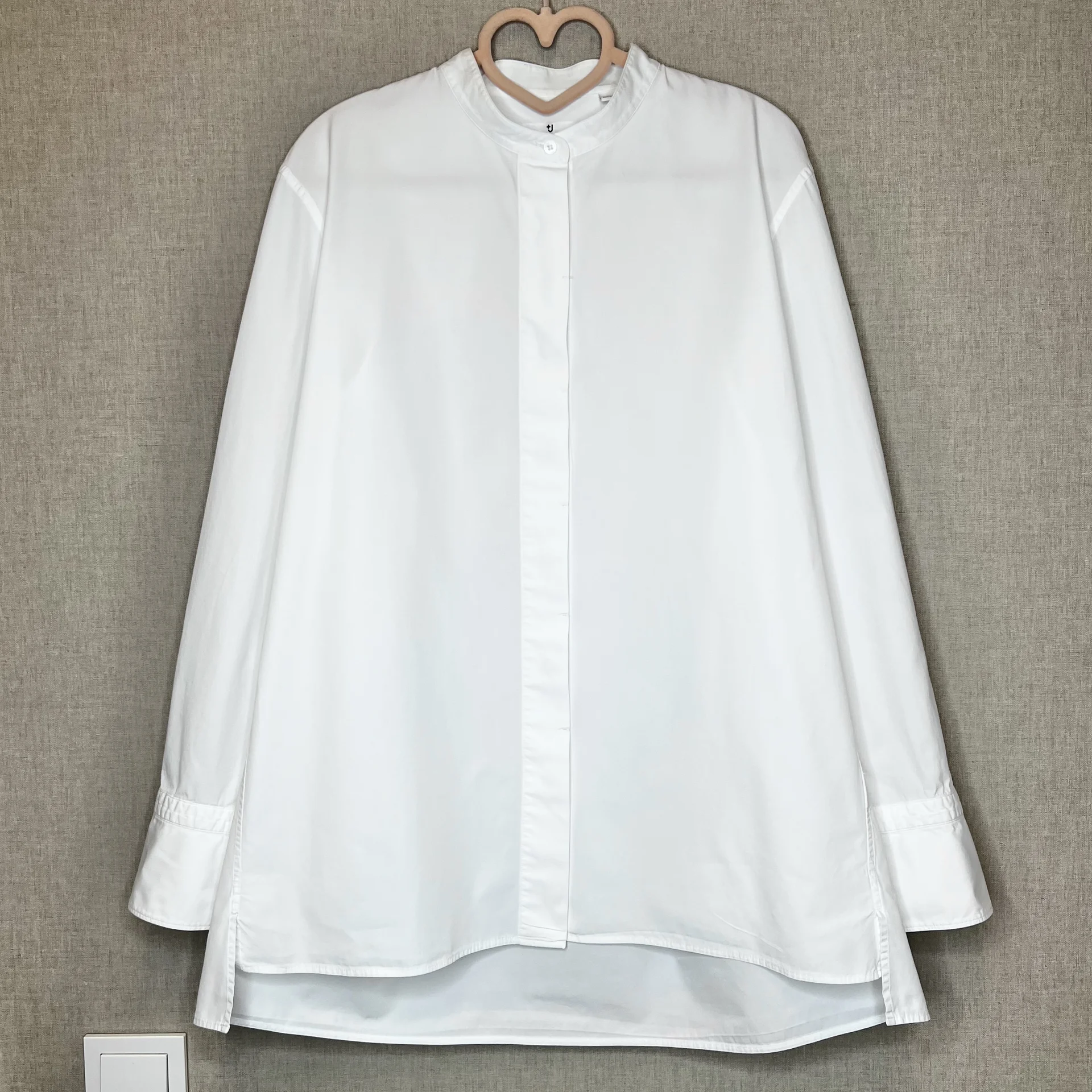 Рубашка +J Uniqlo Jil Sander белая женская - миниатюра 3