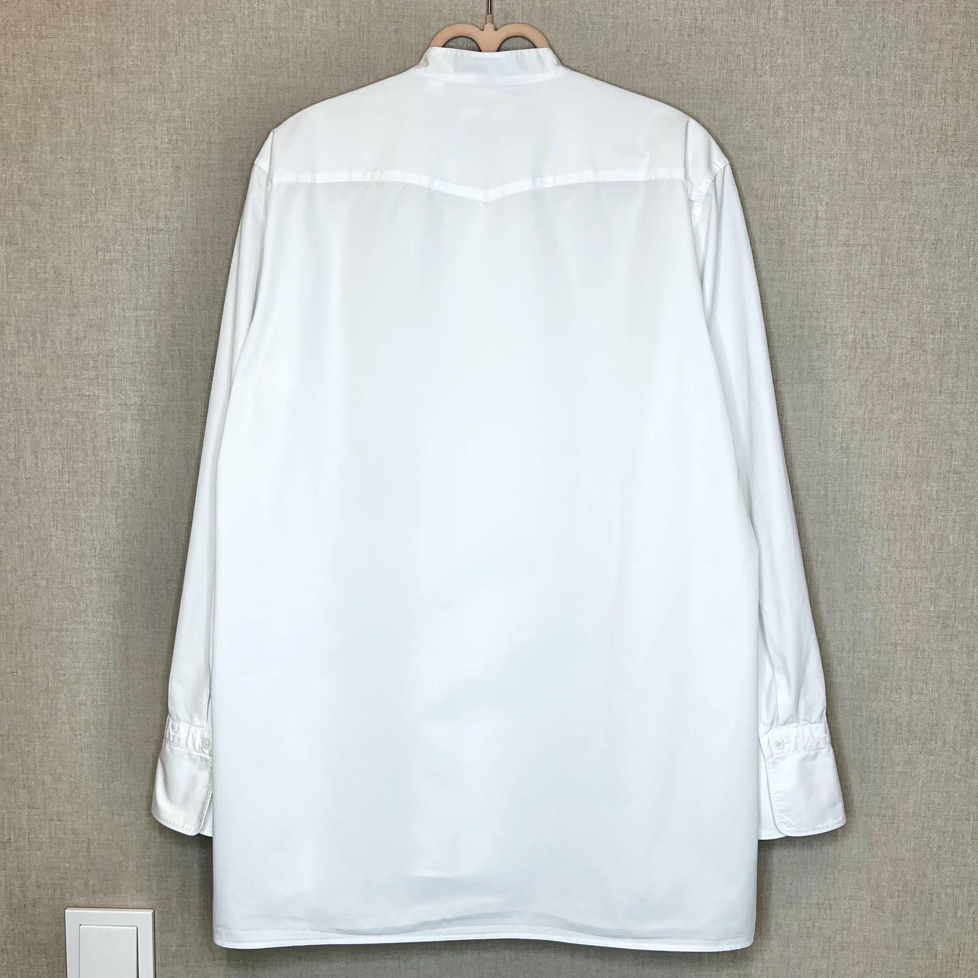 Рубашка +J Uniqlo Jil Sander белая женская - миниатюра 4