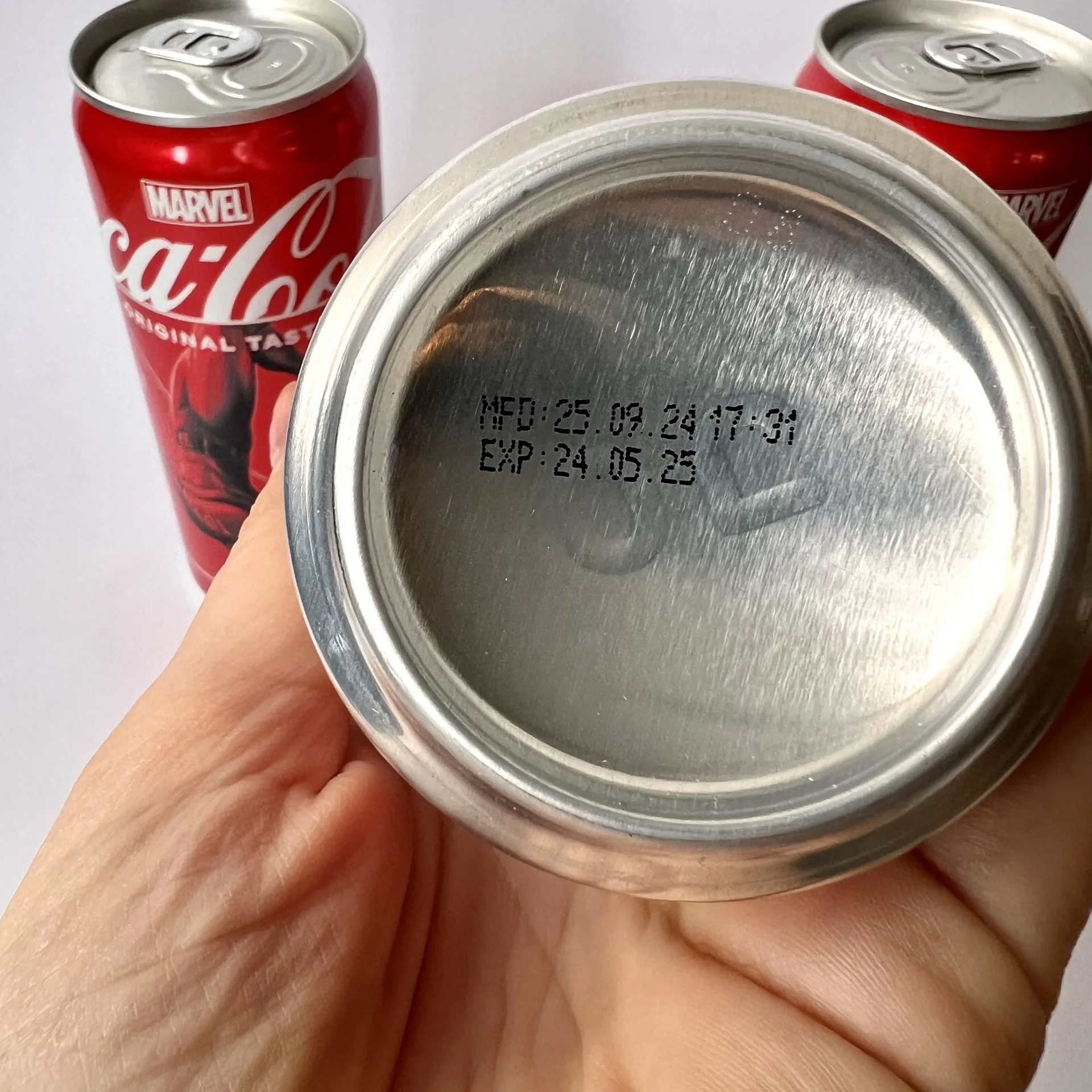 Банка Coca Cola Marvel коллекционная - миниатюра 5