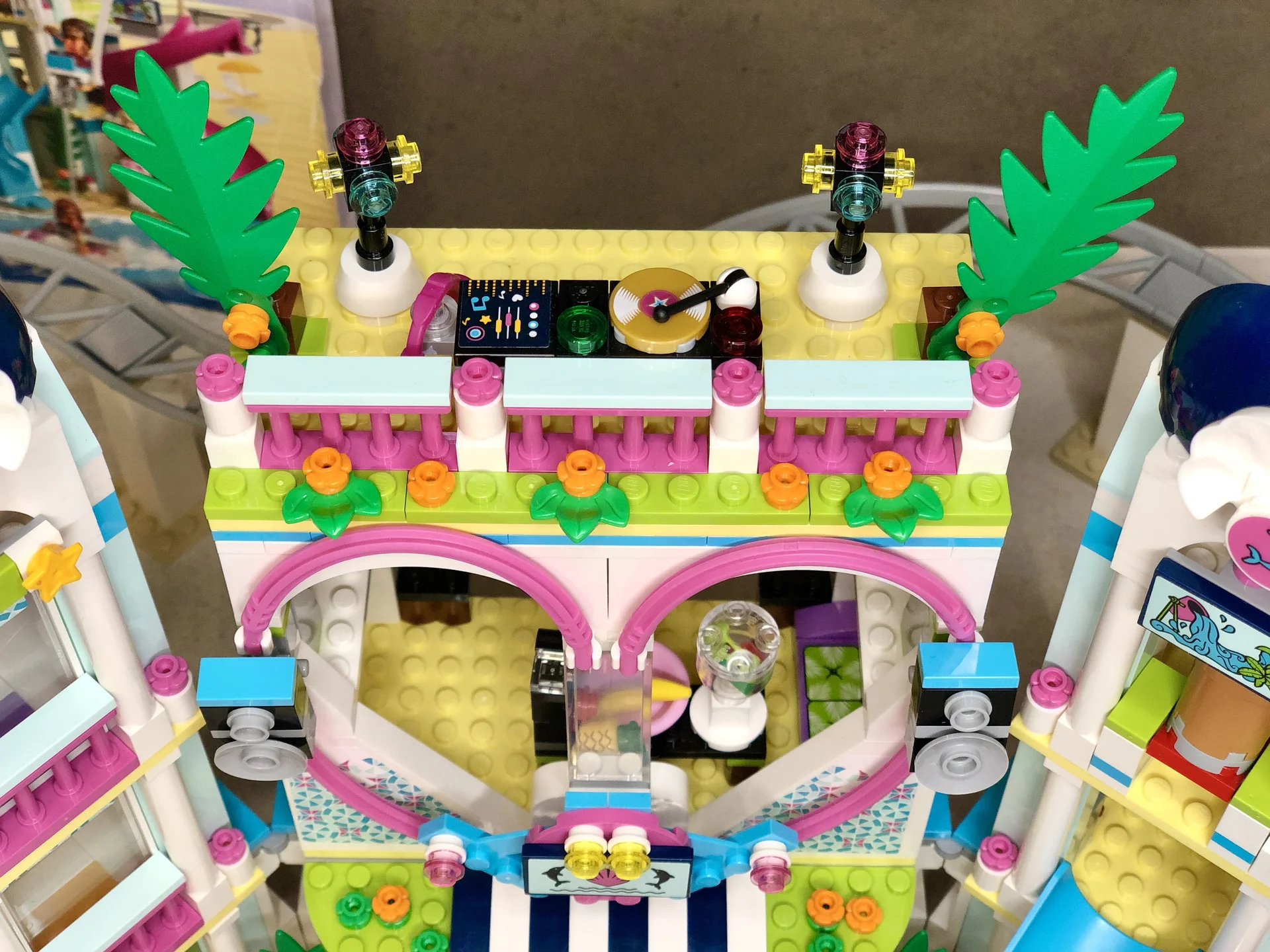 Lego Friends Курорт Хартлейк-Сити Отель 41347 - миниатюра 7