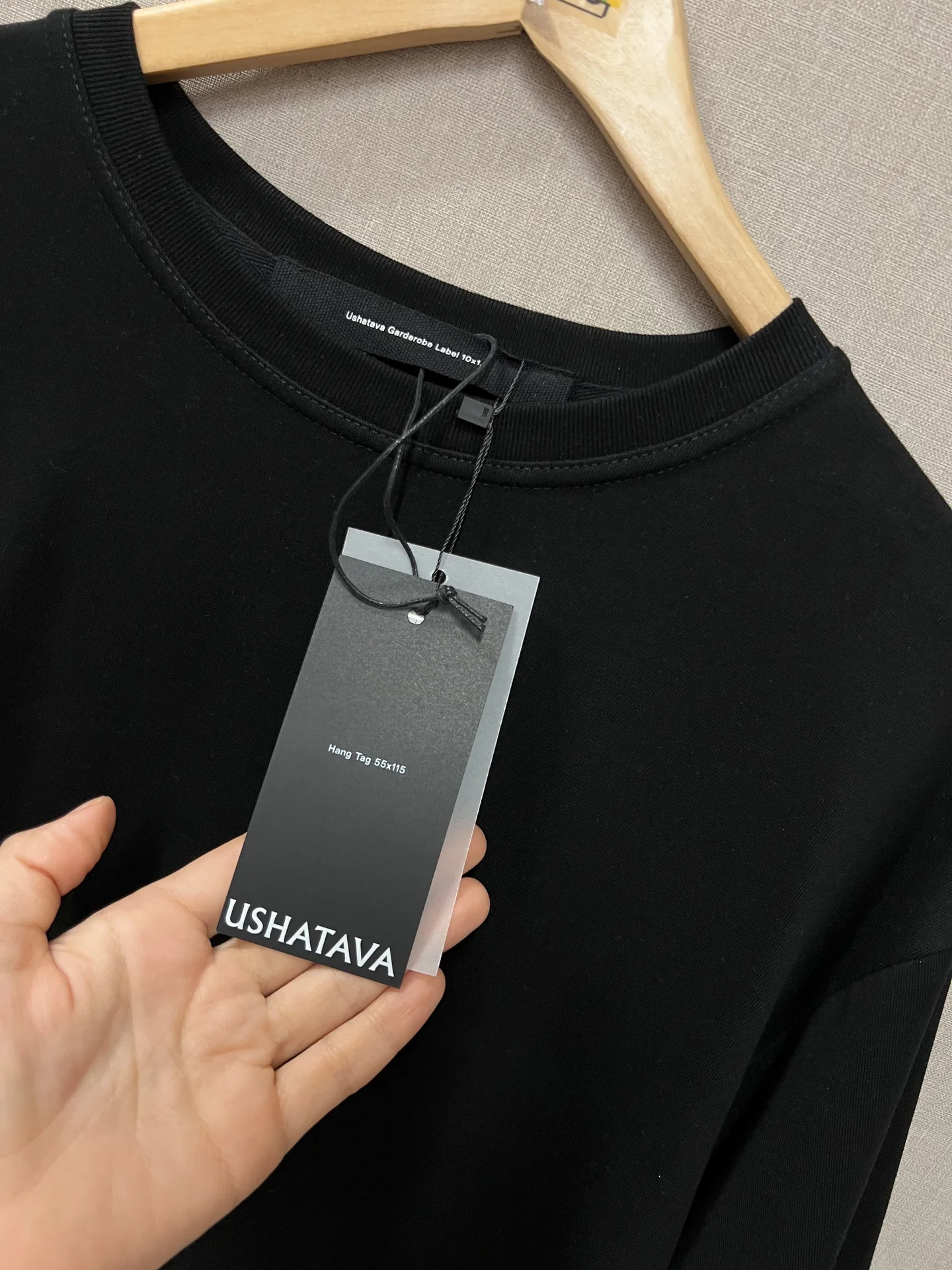 Новая футболка Ushatava L черная базовая - миниатюра 4