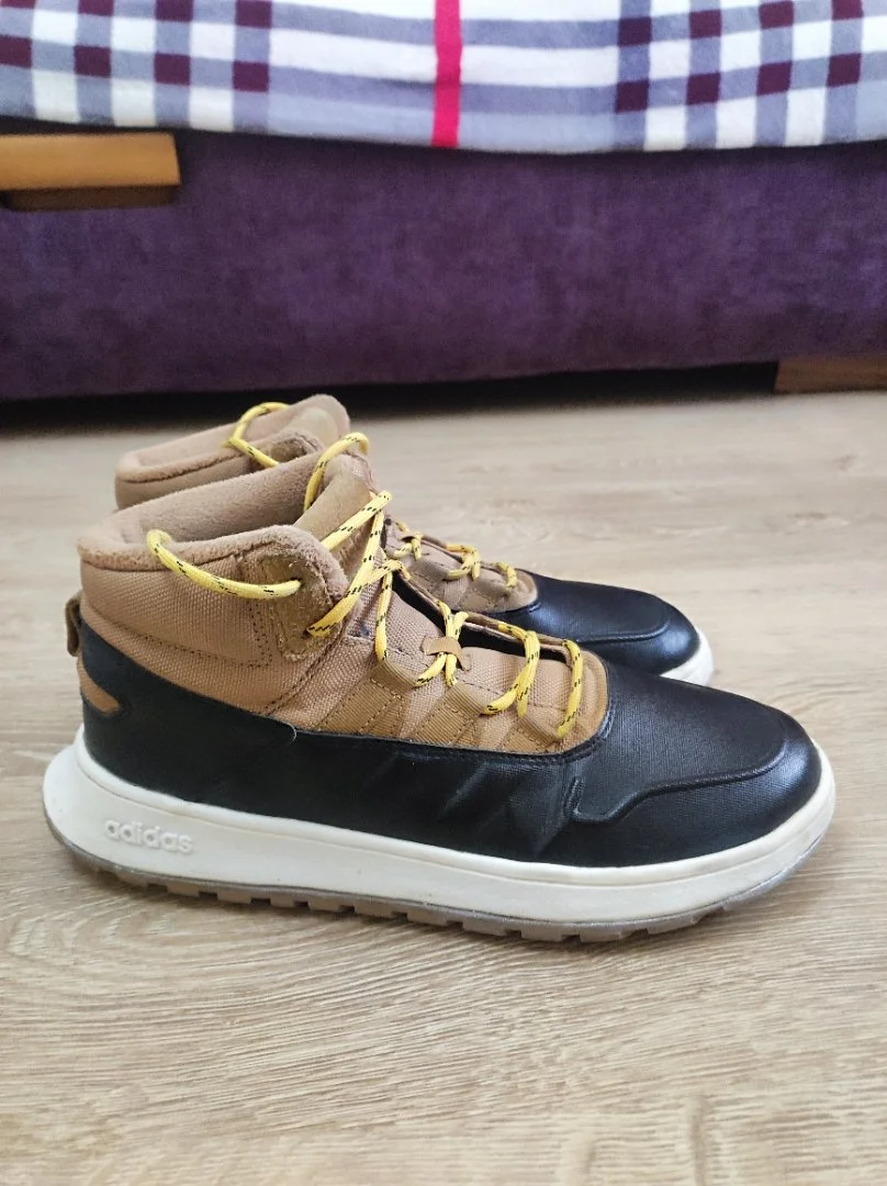 Кроссовки Adidas - миниатюра 3