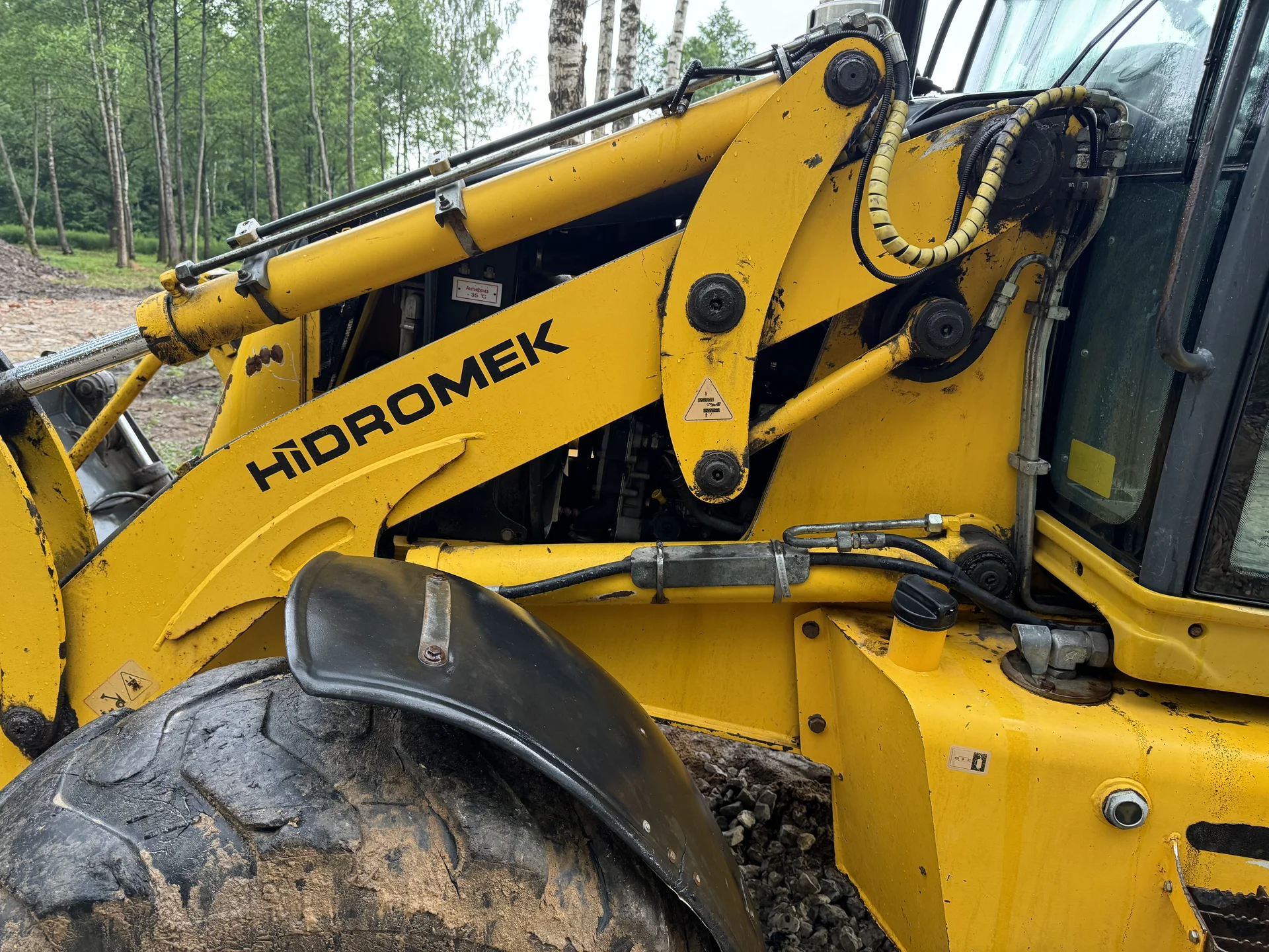 Экскаватор  погрузчик Hidromek102B ALPHA 2011 - миниатюра 5