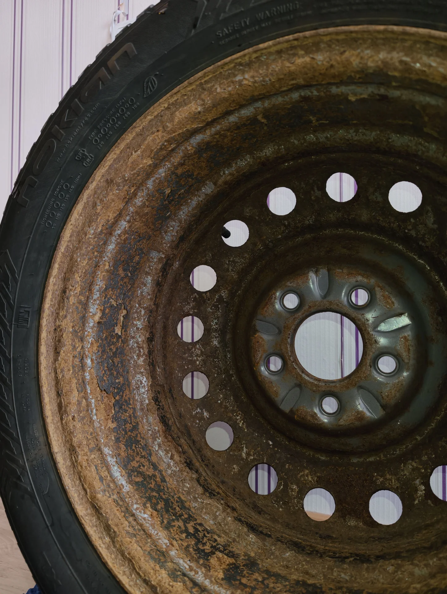 Колёса зимние, резина Hakkapeliitta 8 205/55 R16 - миниатюра 5