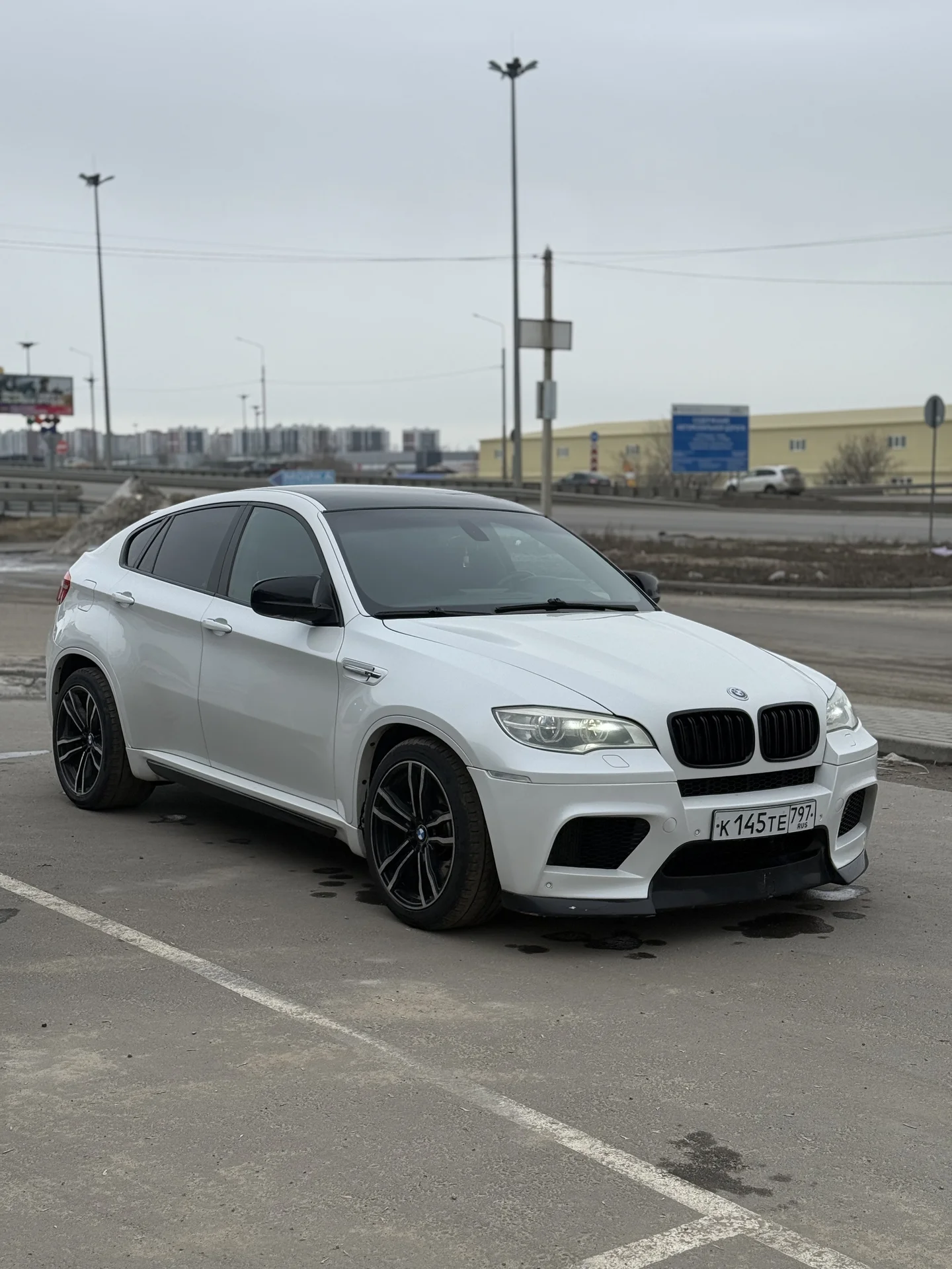 BMW X6M - миниатюра 8