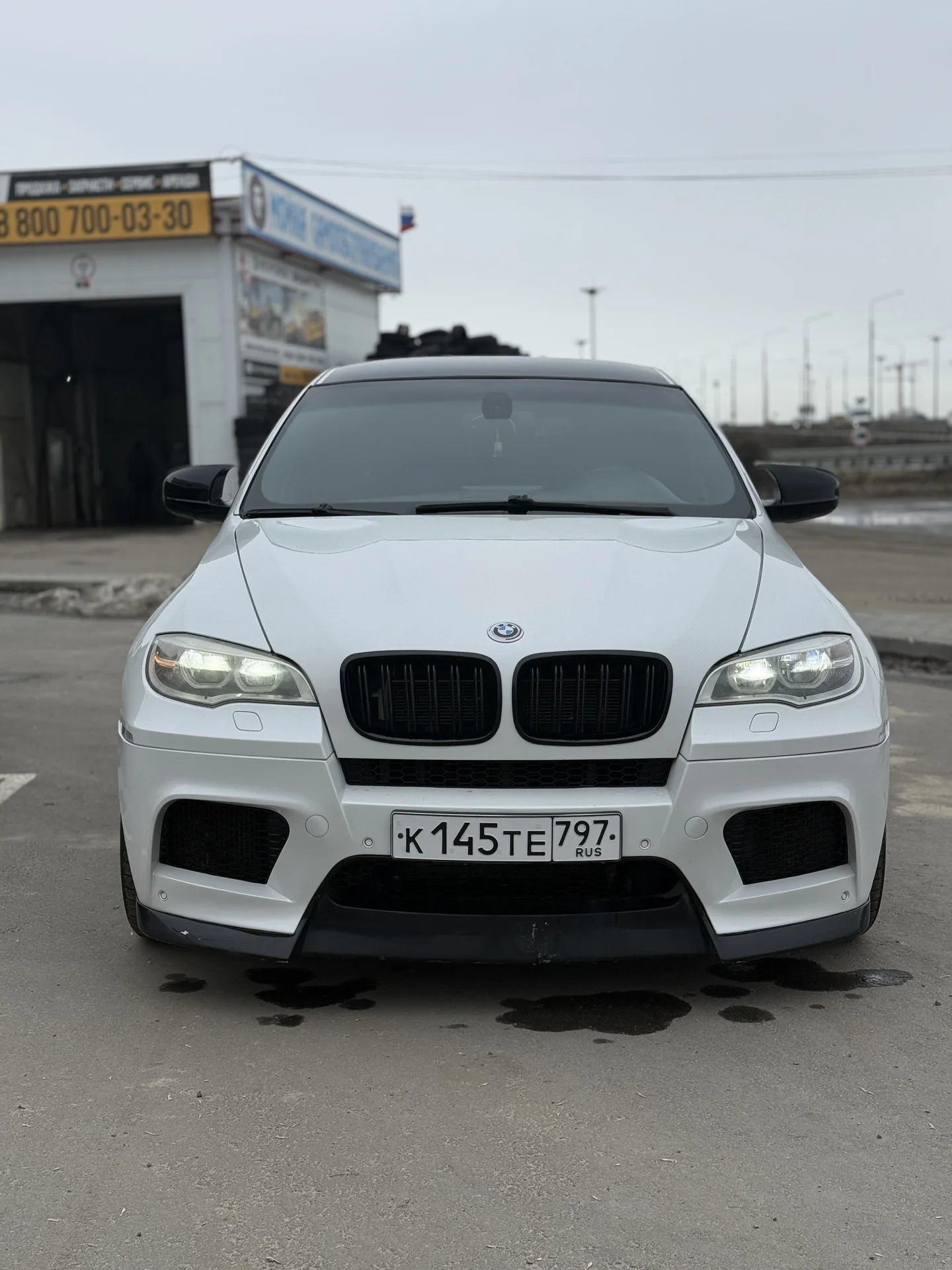 BMW X6M - миниатюра 9