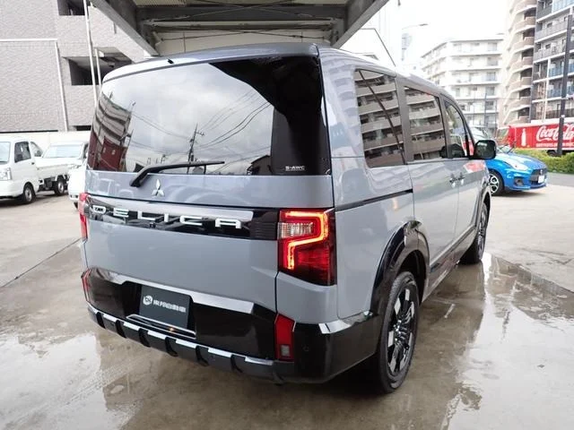 MITSUBISHI DELICA D:5 P - миниатюра 6