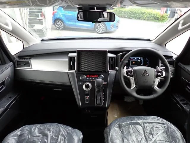 MITSUBISHI DELICA D:5 P - миниатюра 18