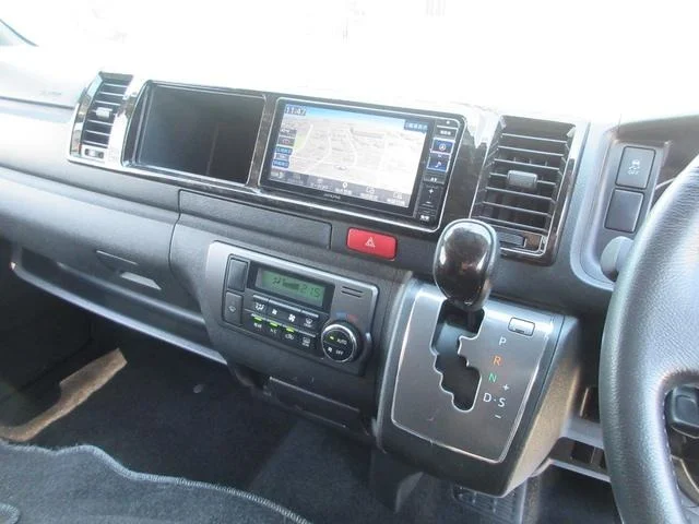 TOYOTA HIACE VAN SUPER GL DARK PRIME II - миниатюра 22