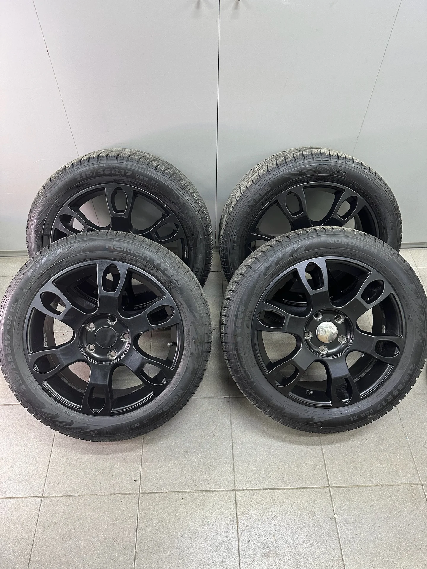 Колеса Ikon Tyres Nordman RS2 215/55 R17 - миниатюра 2
