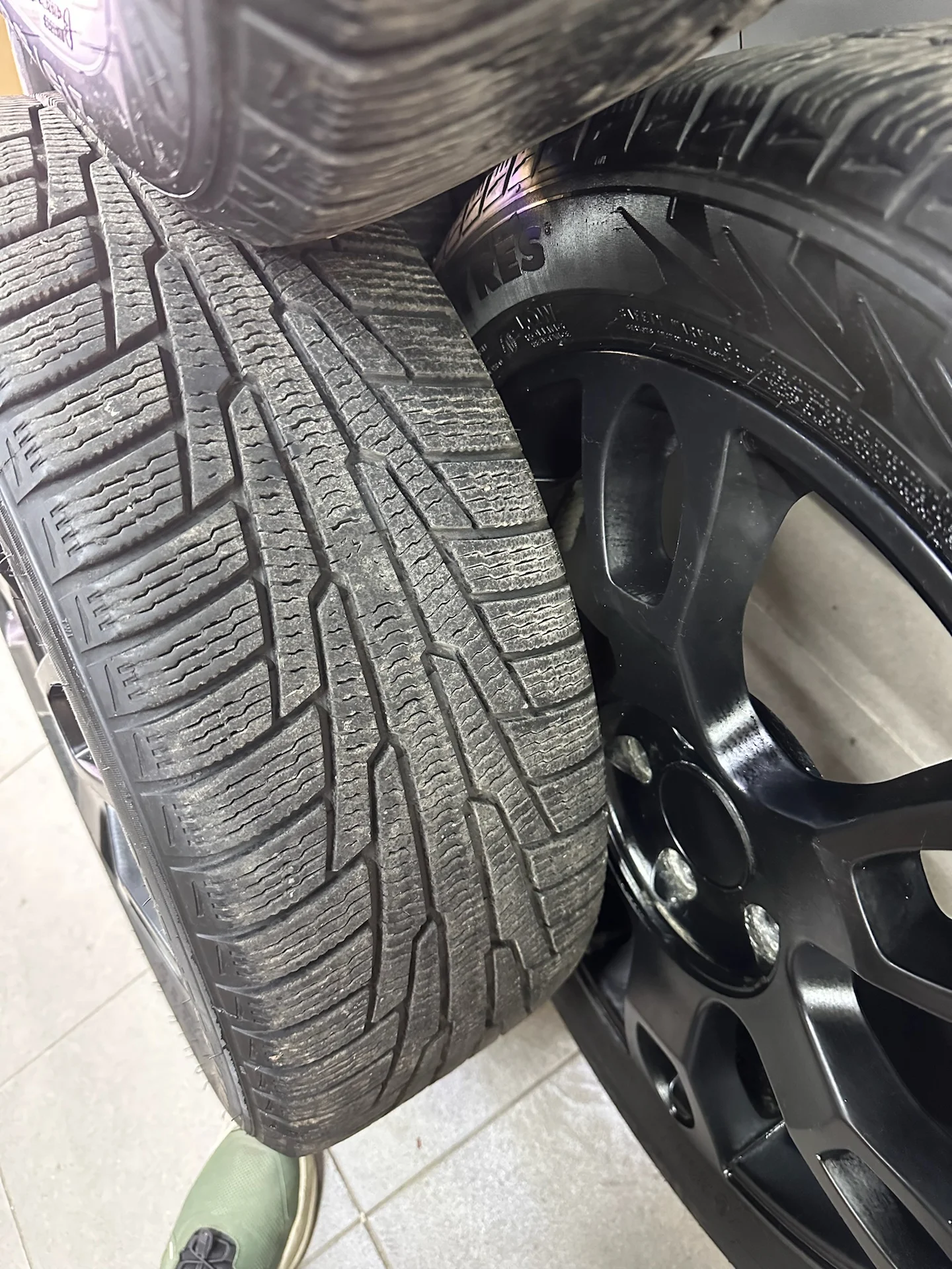 Колеса Ikon Tyres Nordman RS2 215/55 R17 - миниатюра 3